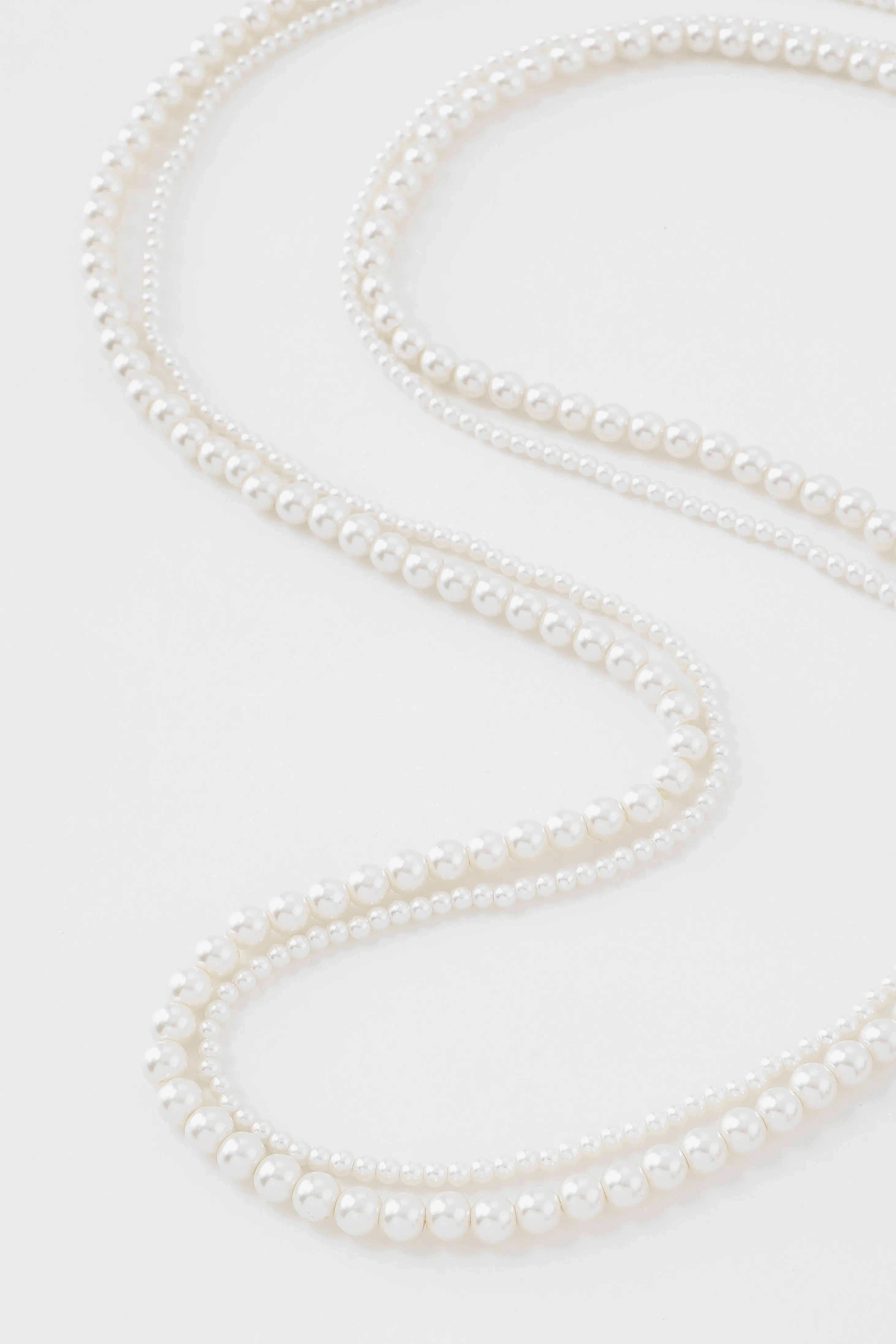 Timeless Double Layer Pearl Necklace sold by BABEYOND product image thumbnail 2