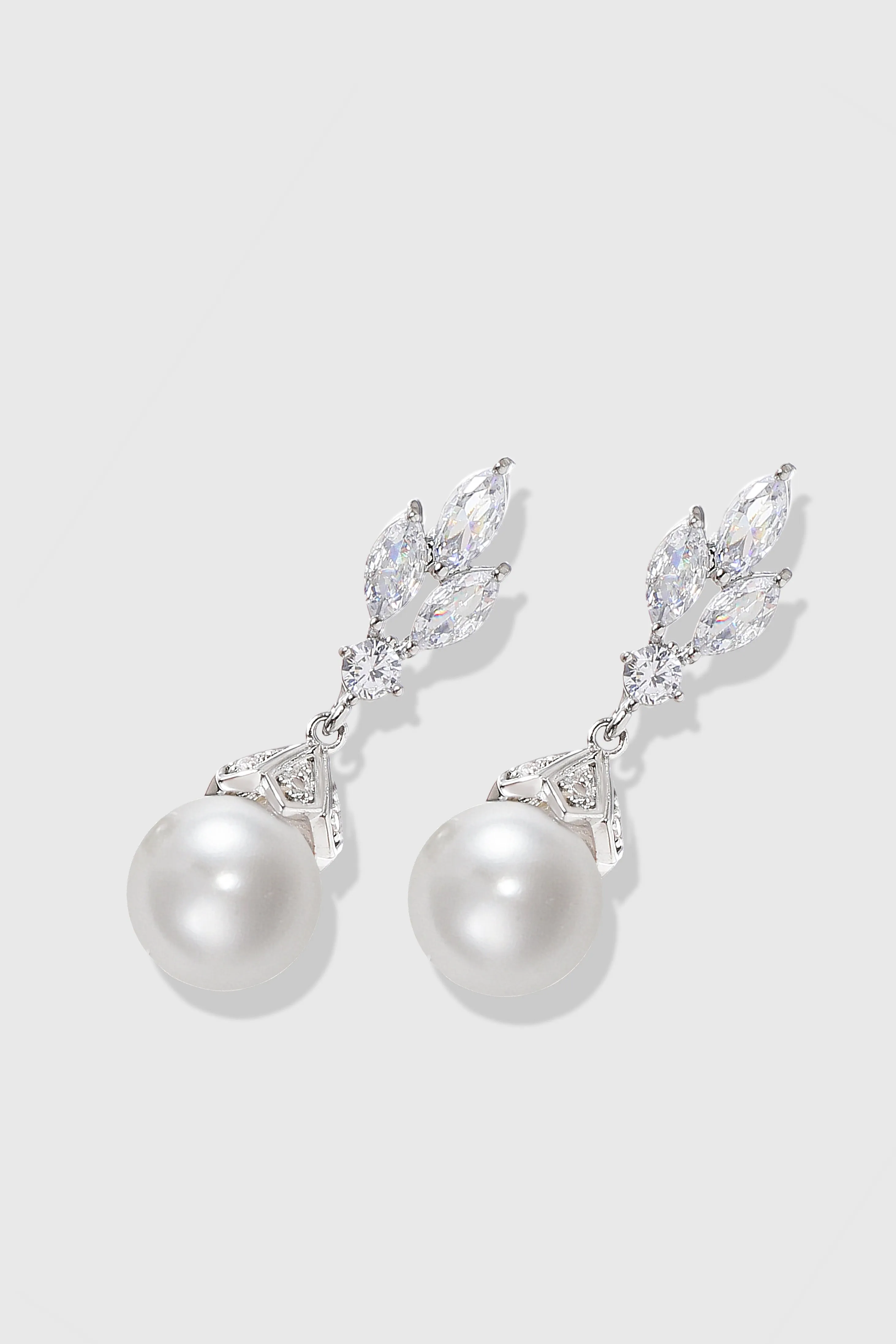 Radiant Leaf-Embellished Pearl Drop Earrings sold by BABEYOND product image thumbnail 3