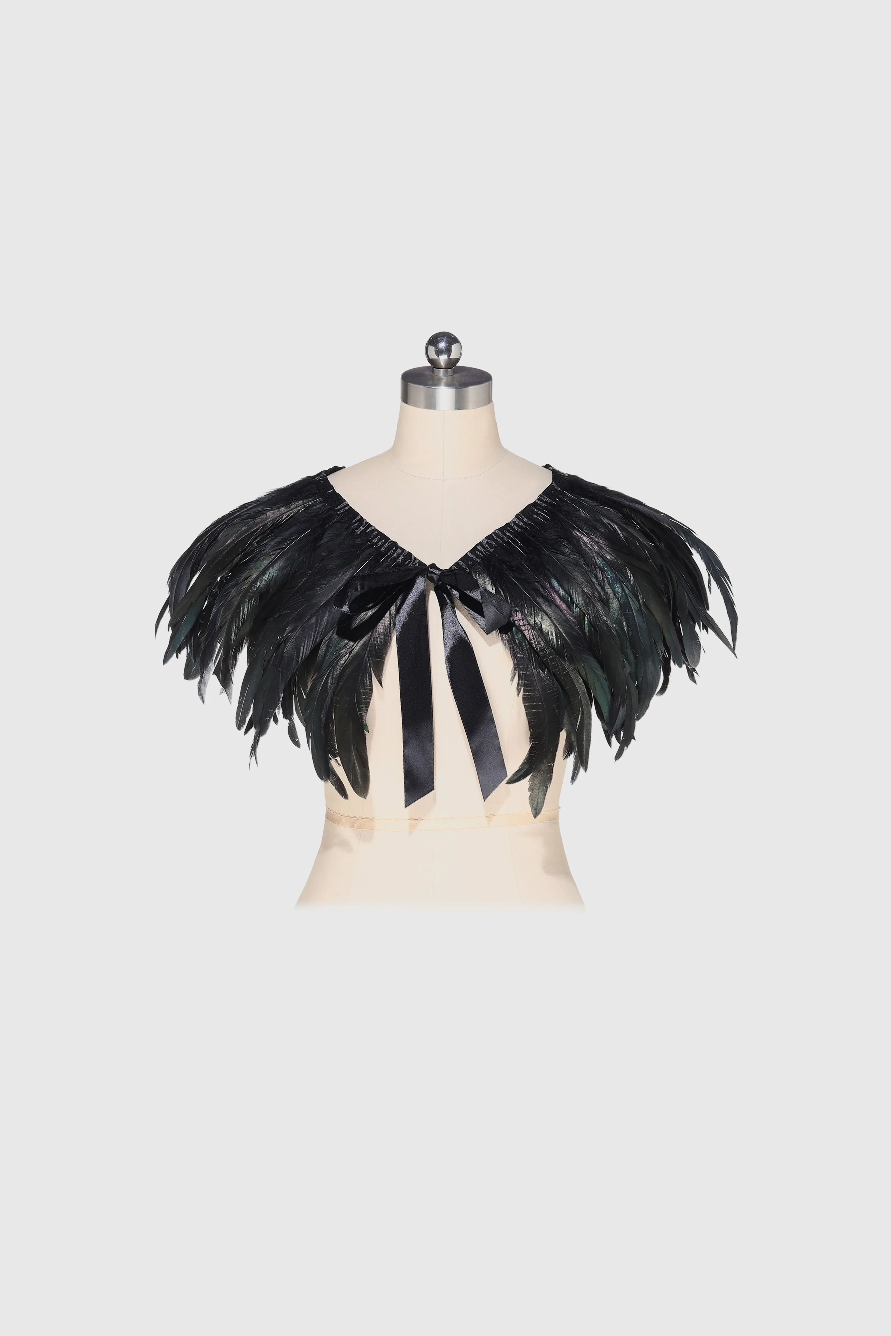Retro 1920s Stunning Feather Shawl sold by BABEYOND product image thumbnail 3