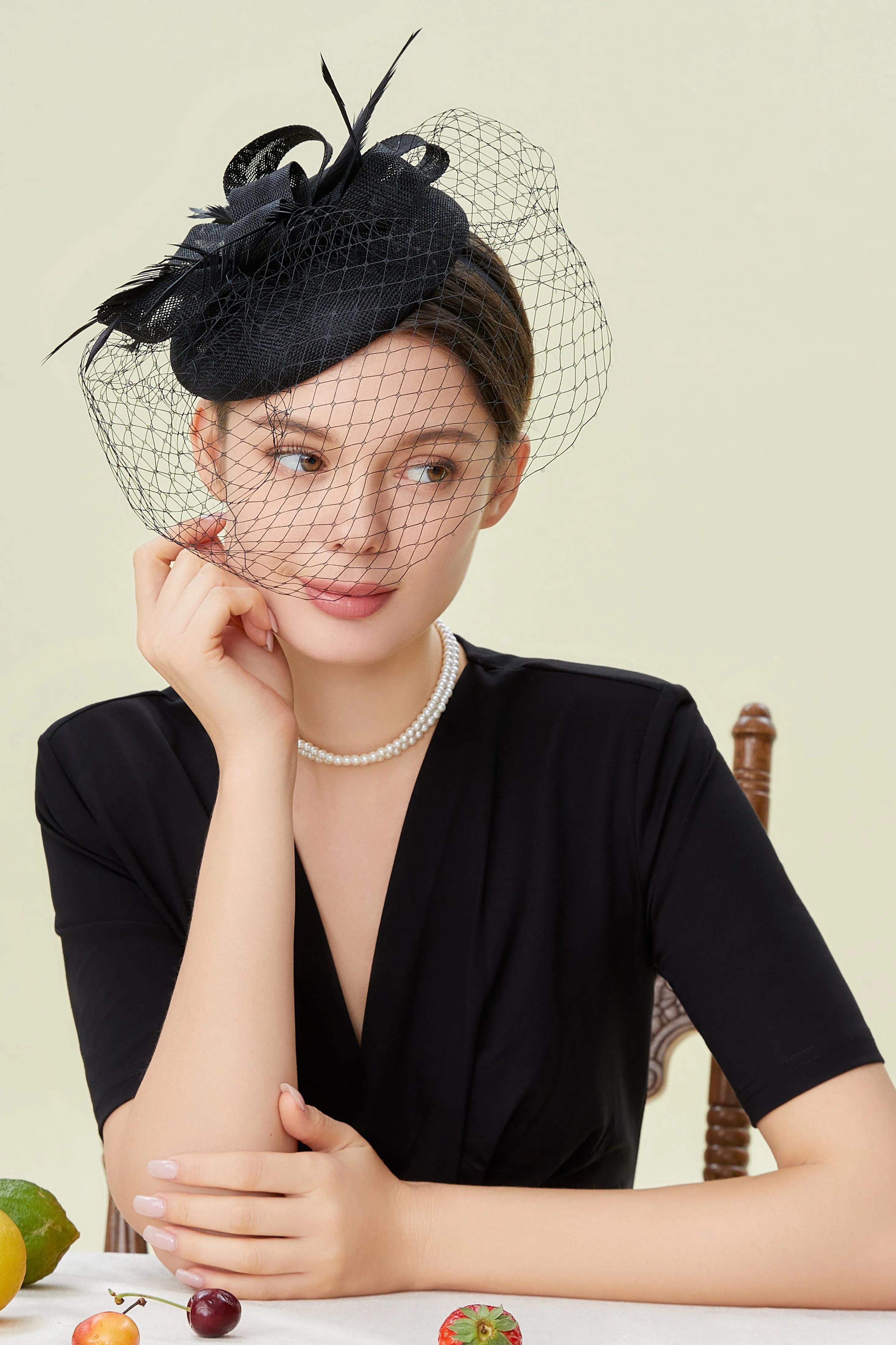 Elegant Veil Tea Party Fascinator sold by BABEYOND product image thumbnail 3