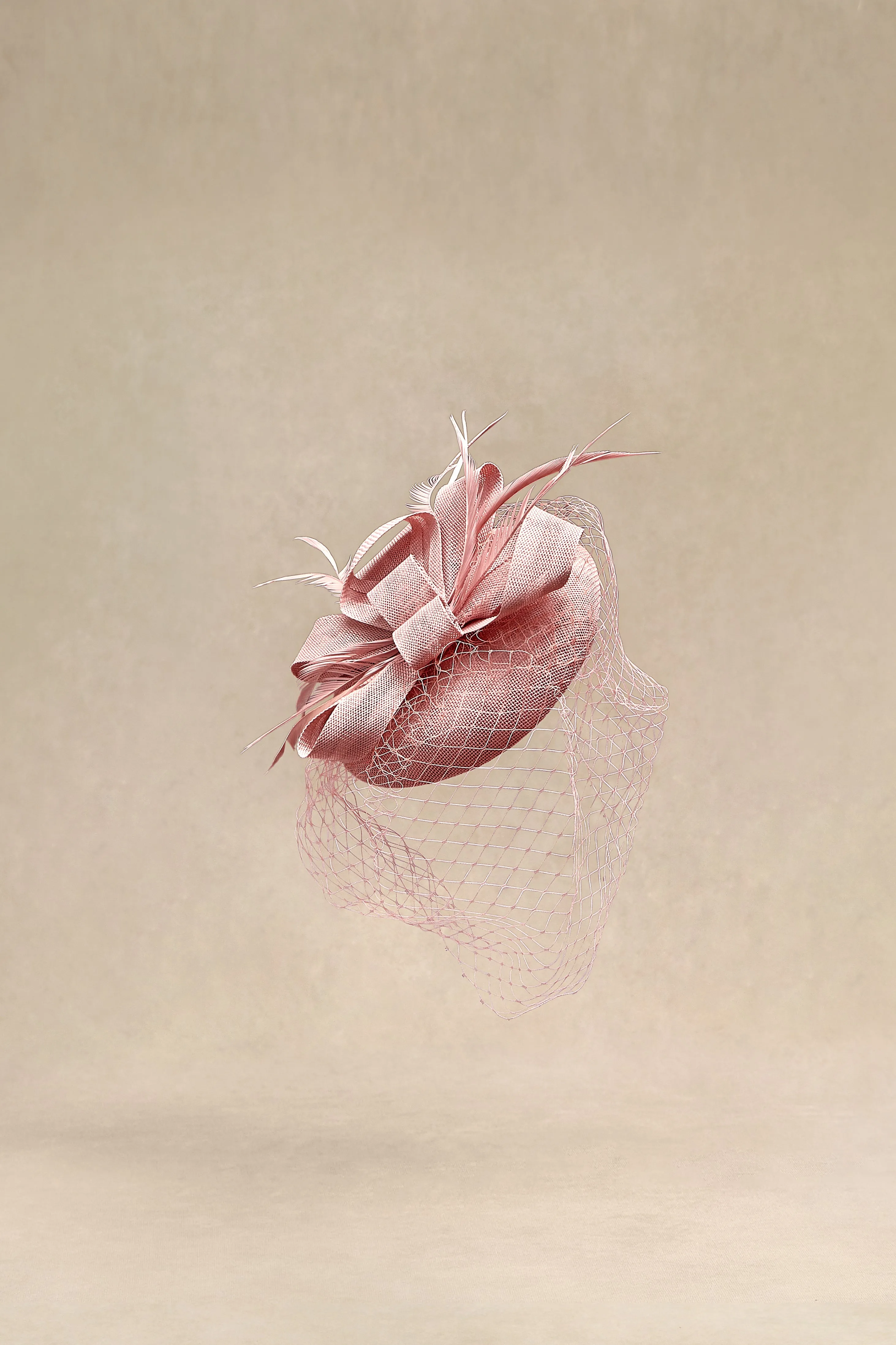 Elegant Veil Tea Party Fascinator sold by BABEYOND product image thumbnail 5