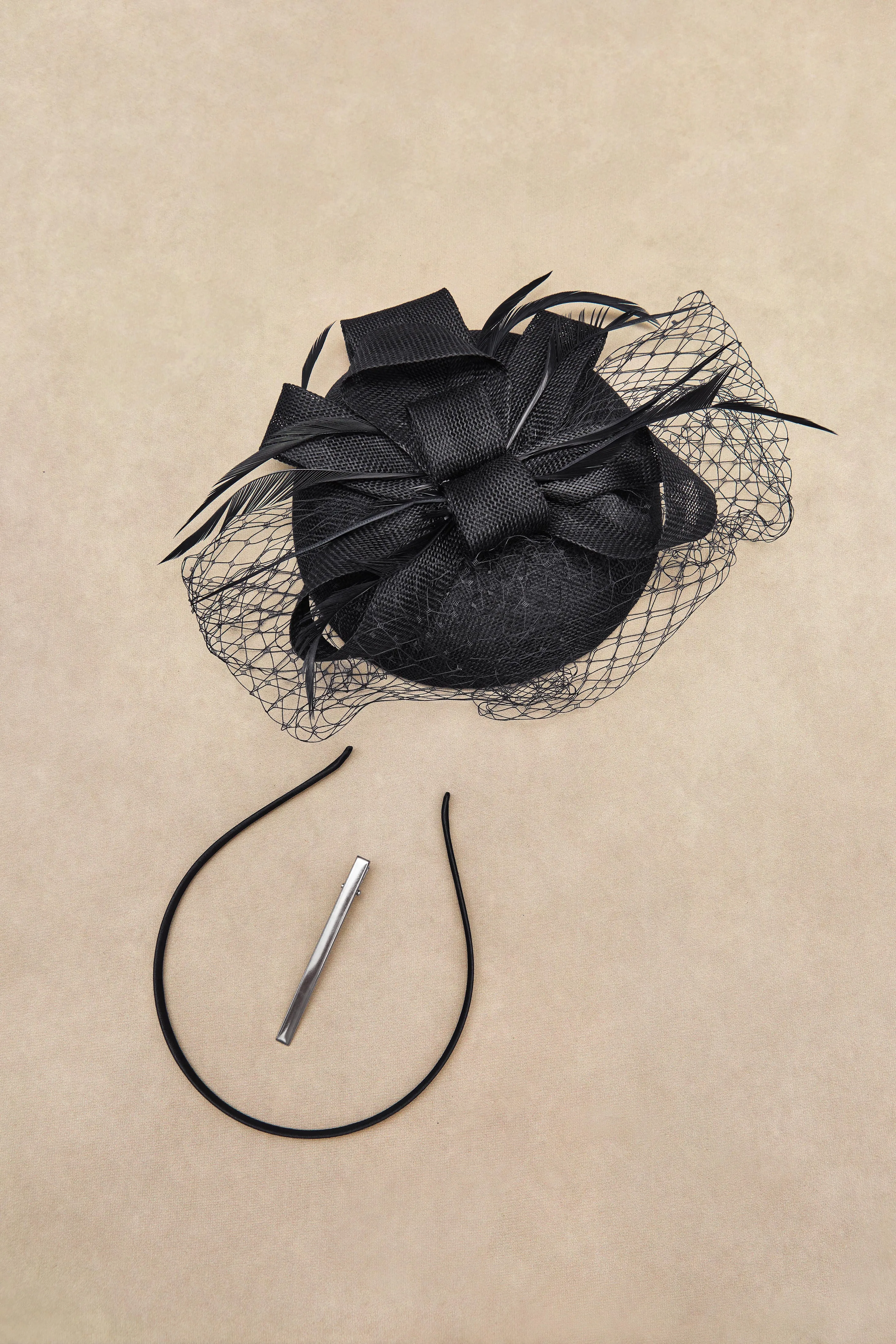 Elegant Veil Tea Party Fascinator sold by BABEYOND product image thumbnail 4