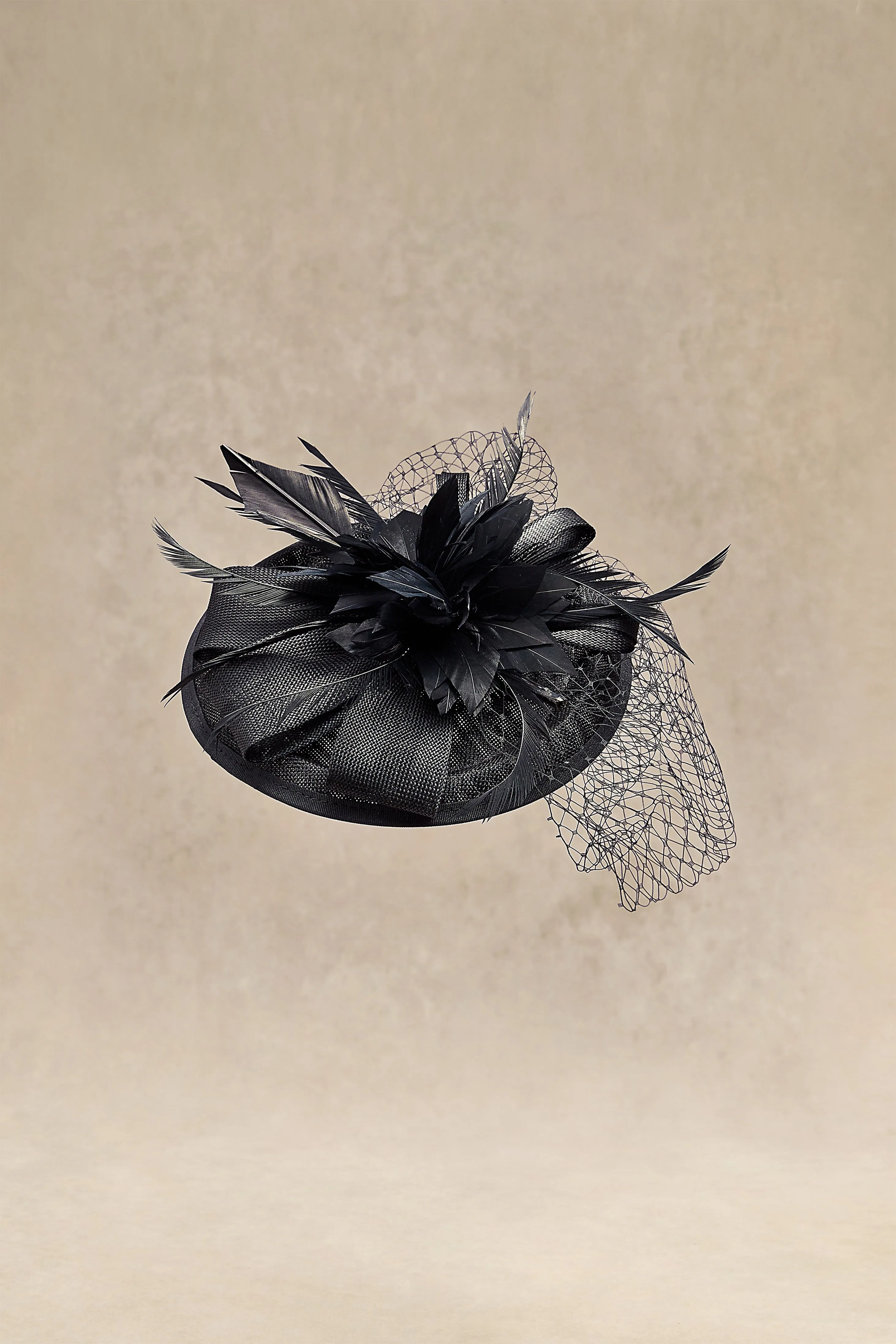 Vintage Veil Tea Party Fascinator sold by BABEYOND product image thumbnail 5