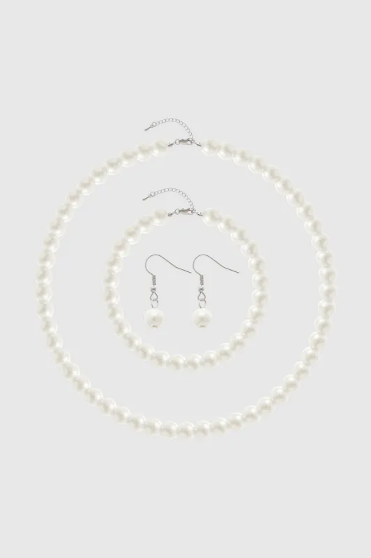 Gorgeous Round Pearl Necklace Set sold by BABEYOND