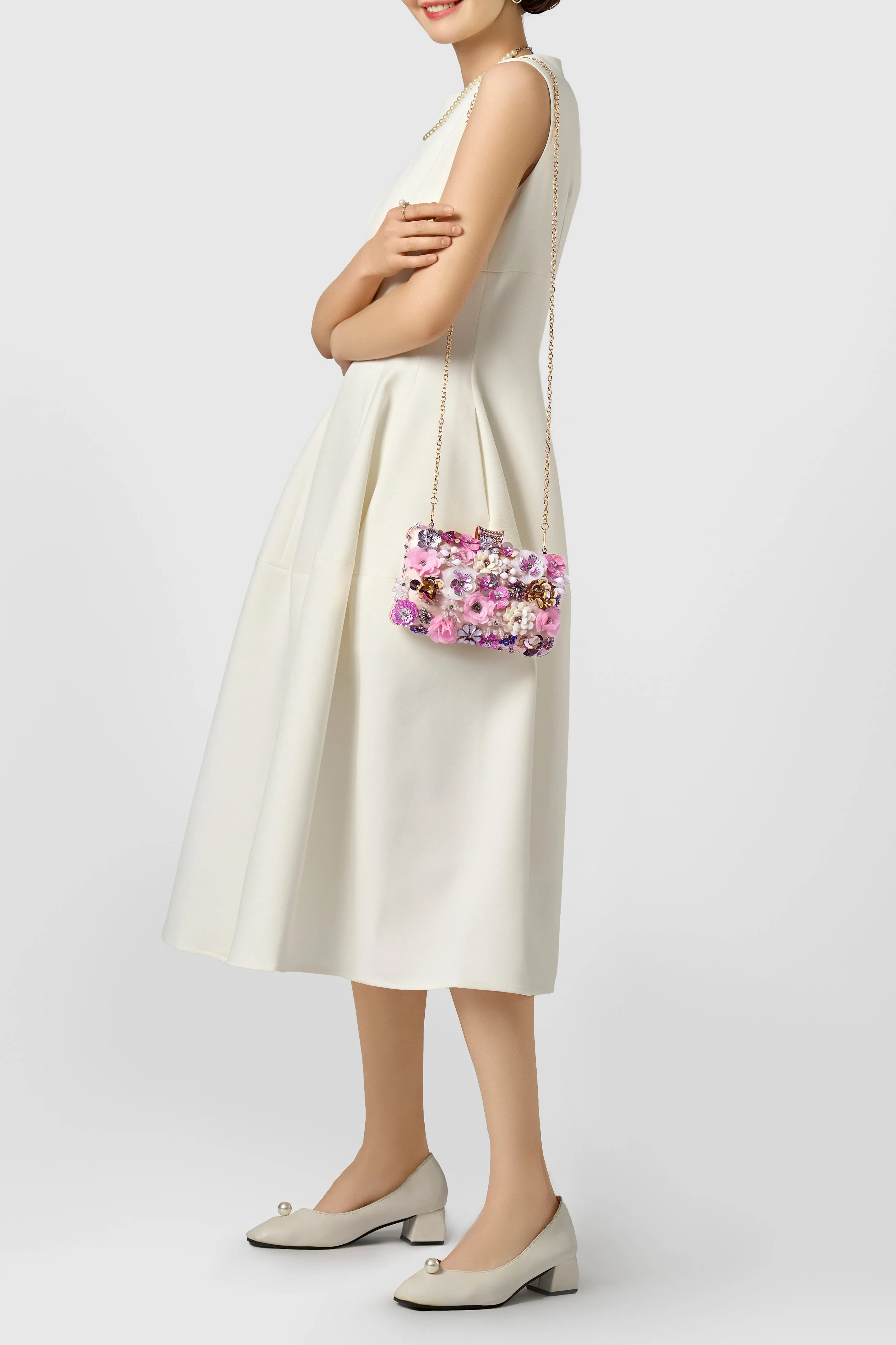 Embellished Rhinestone Sequin Floral Clutch sold by BABEYOND product image thumbnail 4