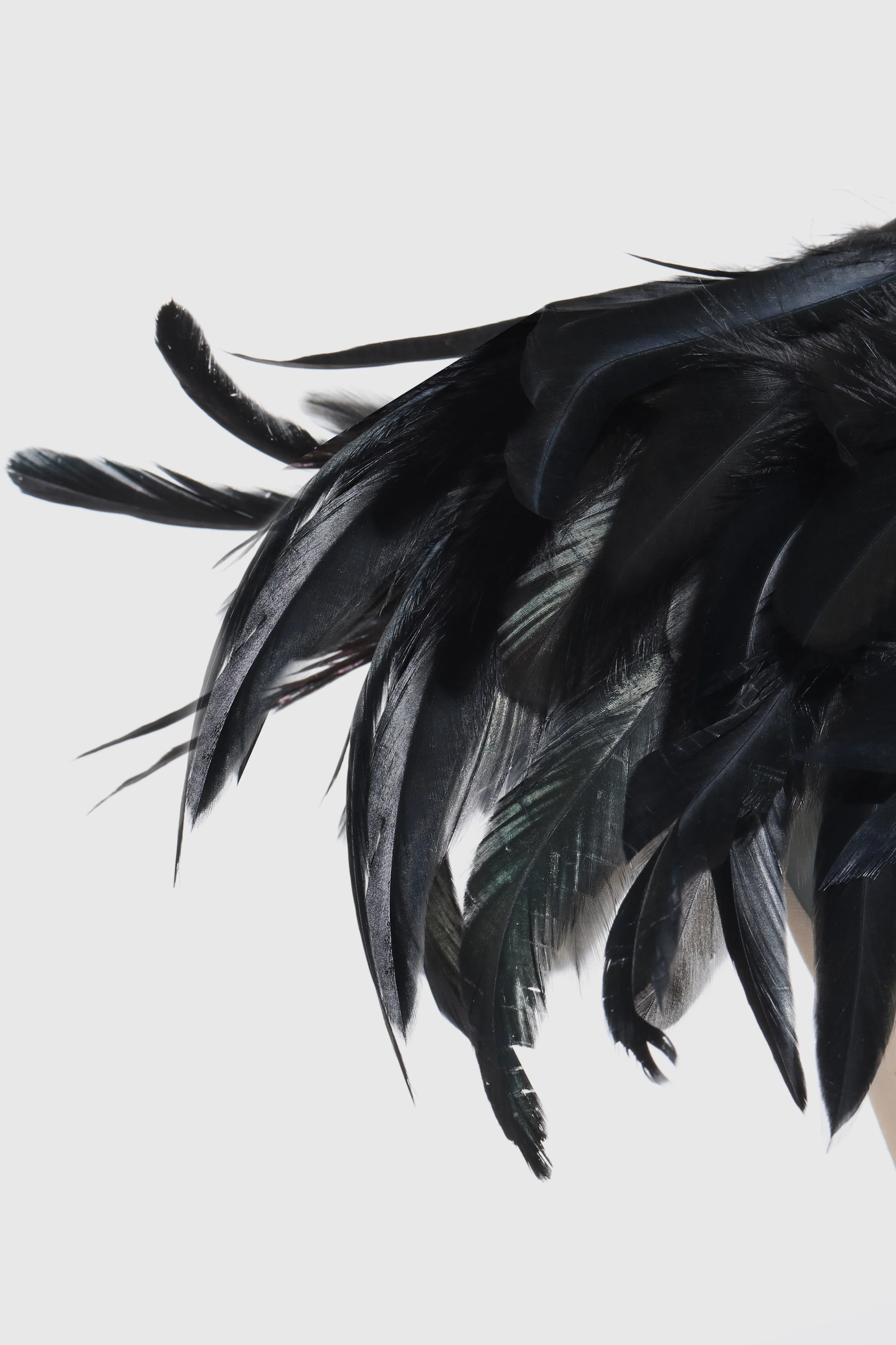 Elegant 1920s Feather Shrug Wrap sold by BABEYOND product image thumbnail 2