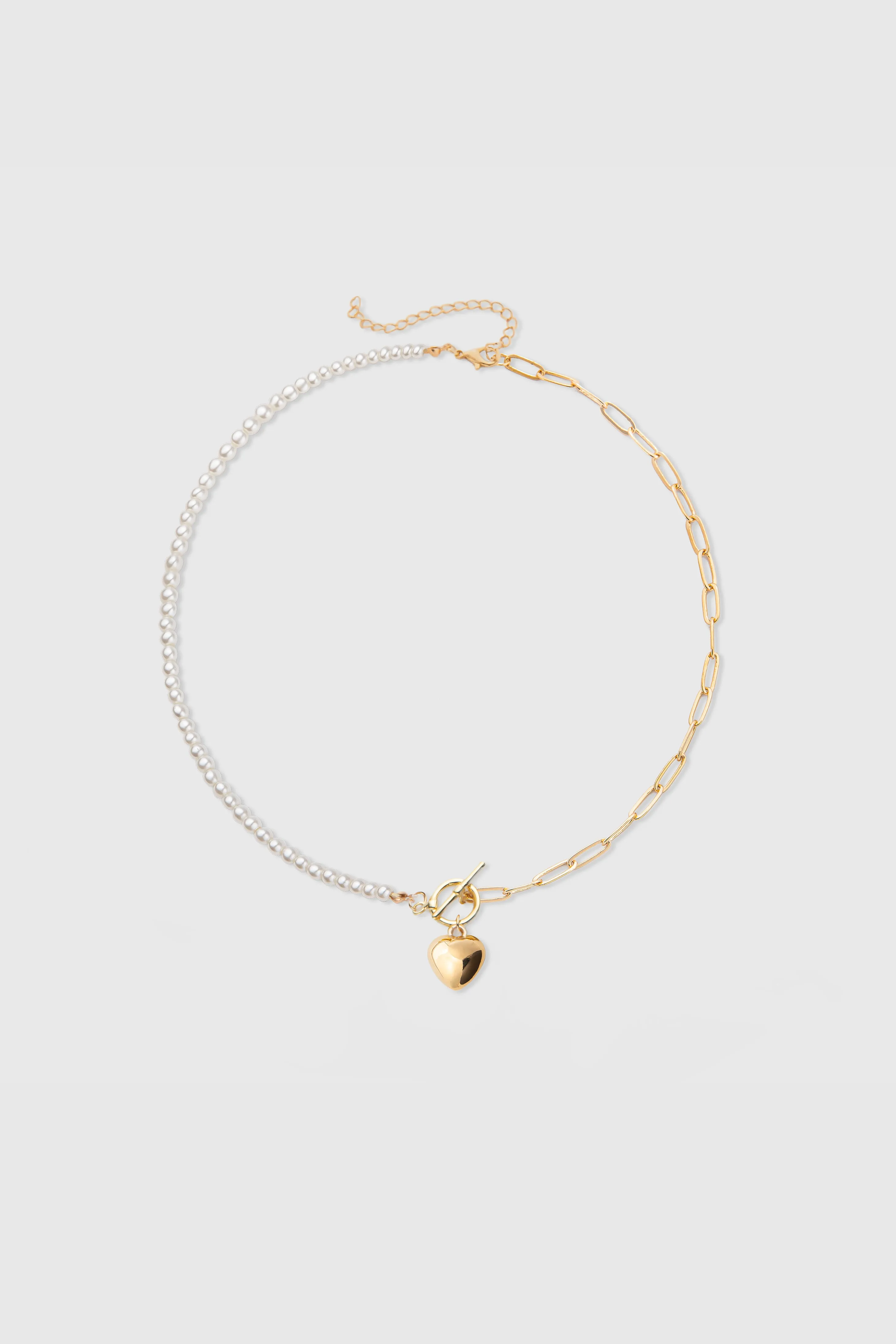 Heart-Shaped Pendant Pearl Necklace sold by BABEYOND