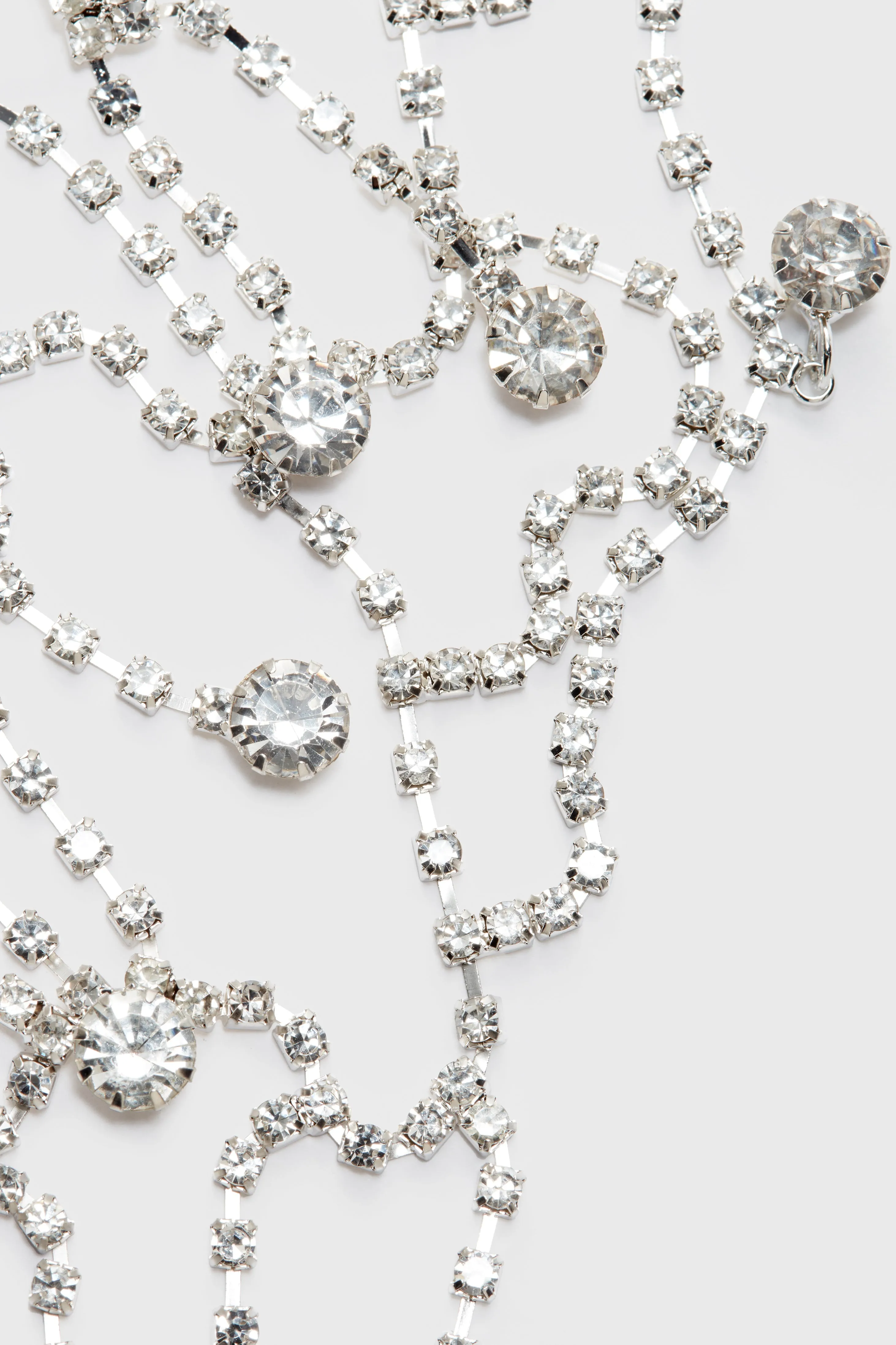 Rhinestone Pearl Chain Cap Headpiece sold by BABEYOND product image thumbnail 5