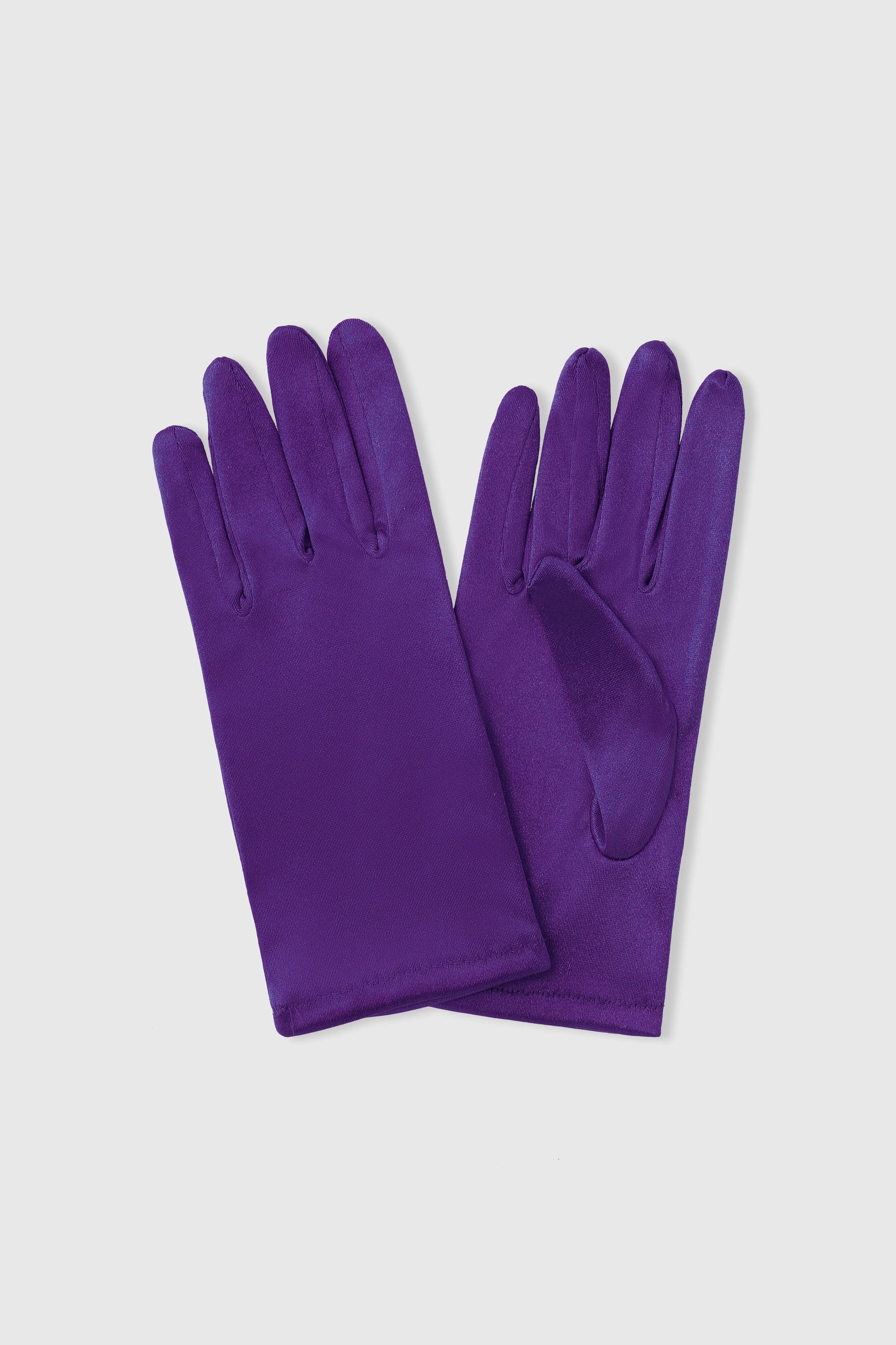 Short Satin Wrist Length Gloves sold by BABEYOND product image thumbnail 4