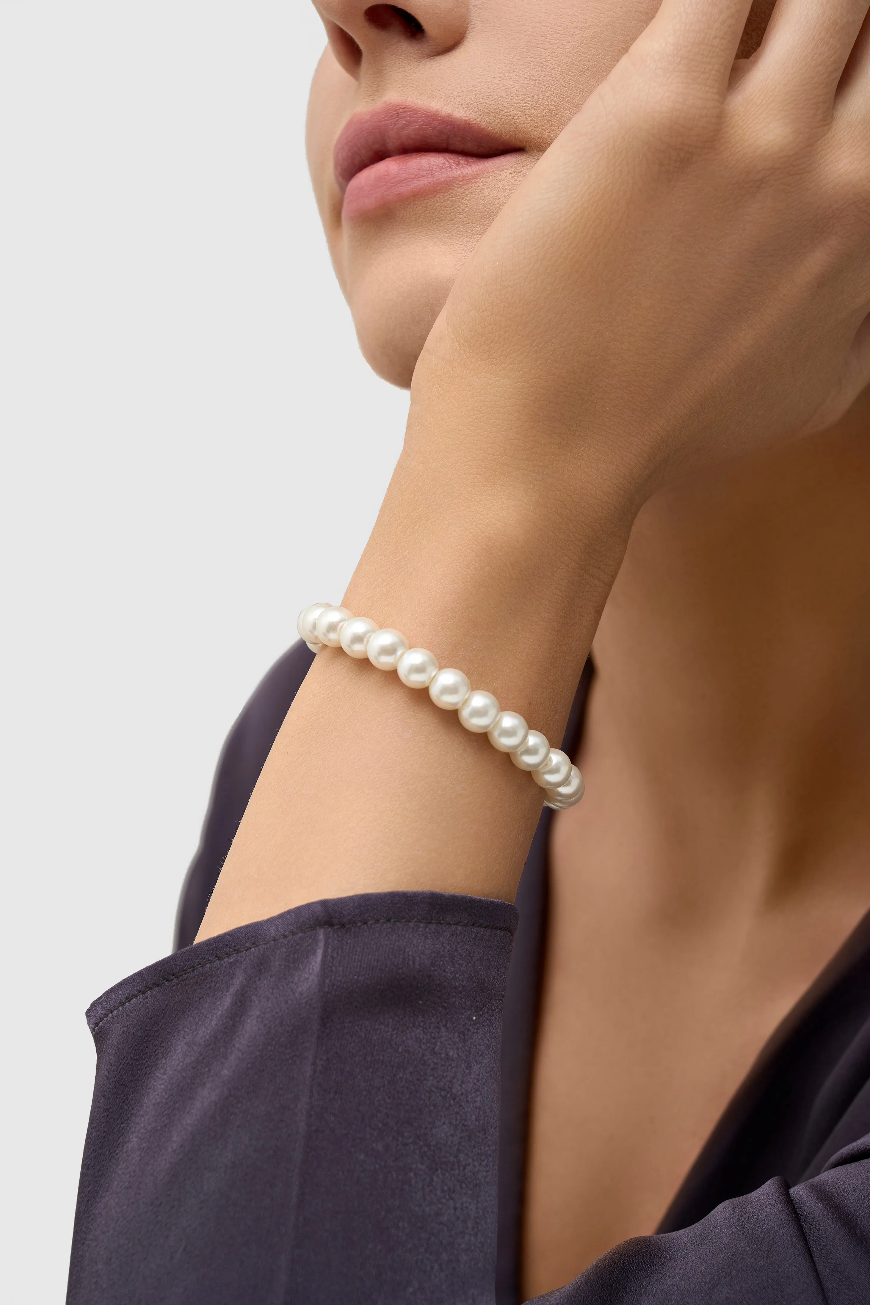 1920s Classic Strands Gatsby Pearl Bracelet sold by BABEYOND product image thumbnail 4