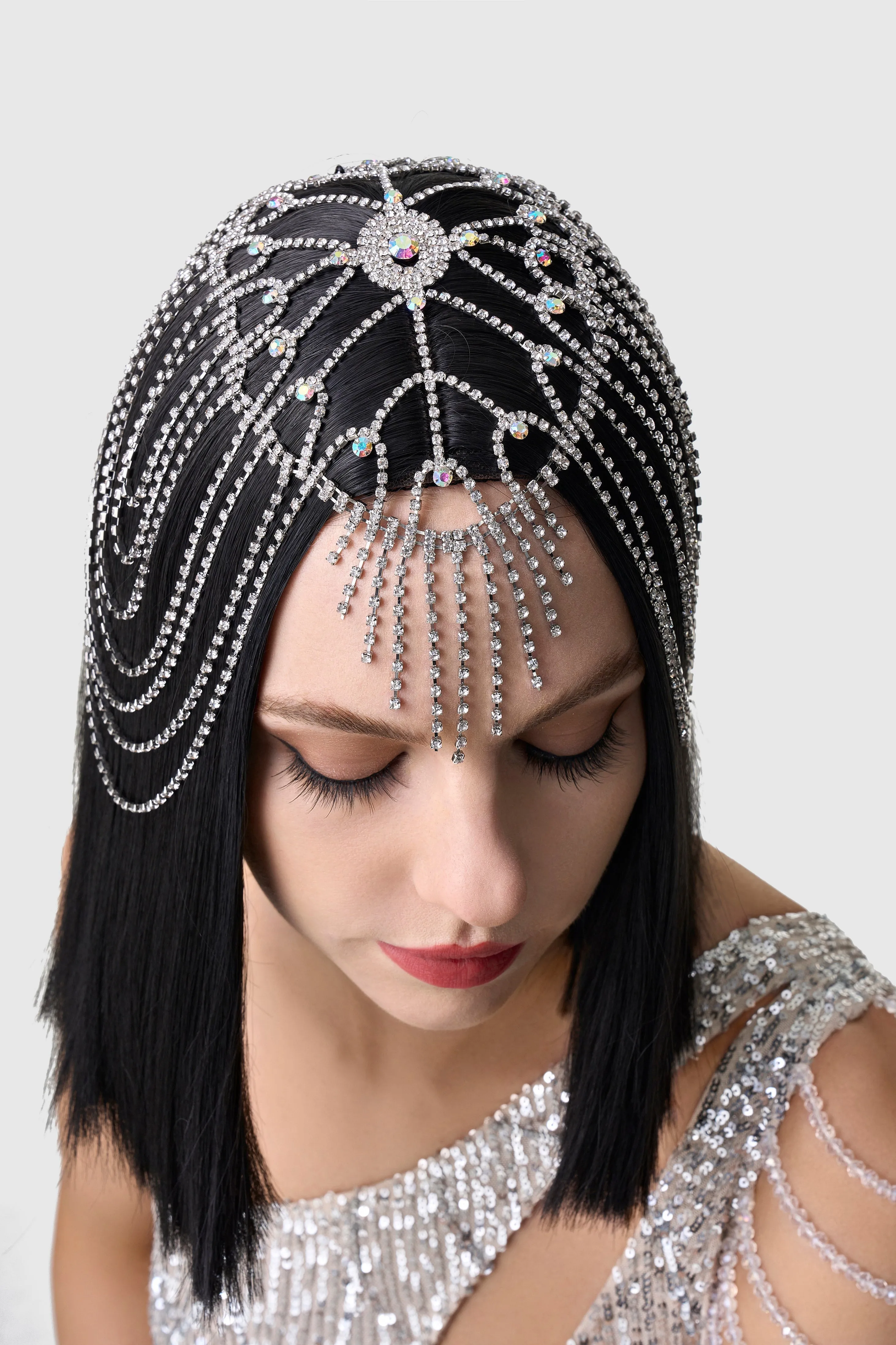 1920s Rhinestone Chain Cage Headpiece sold by BABEYOND product image thumbnail 4