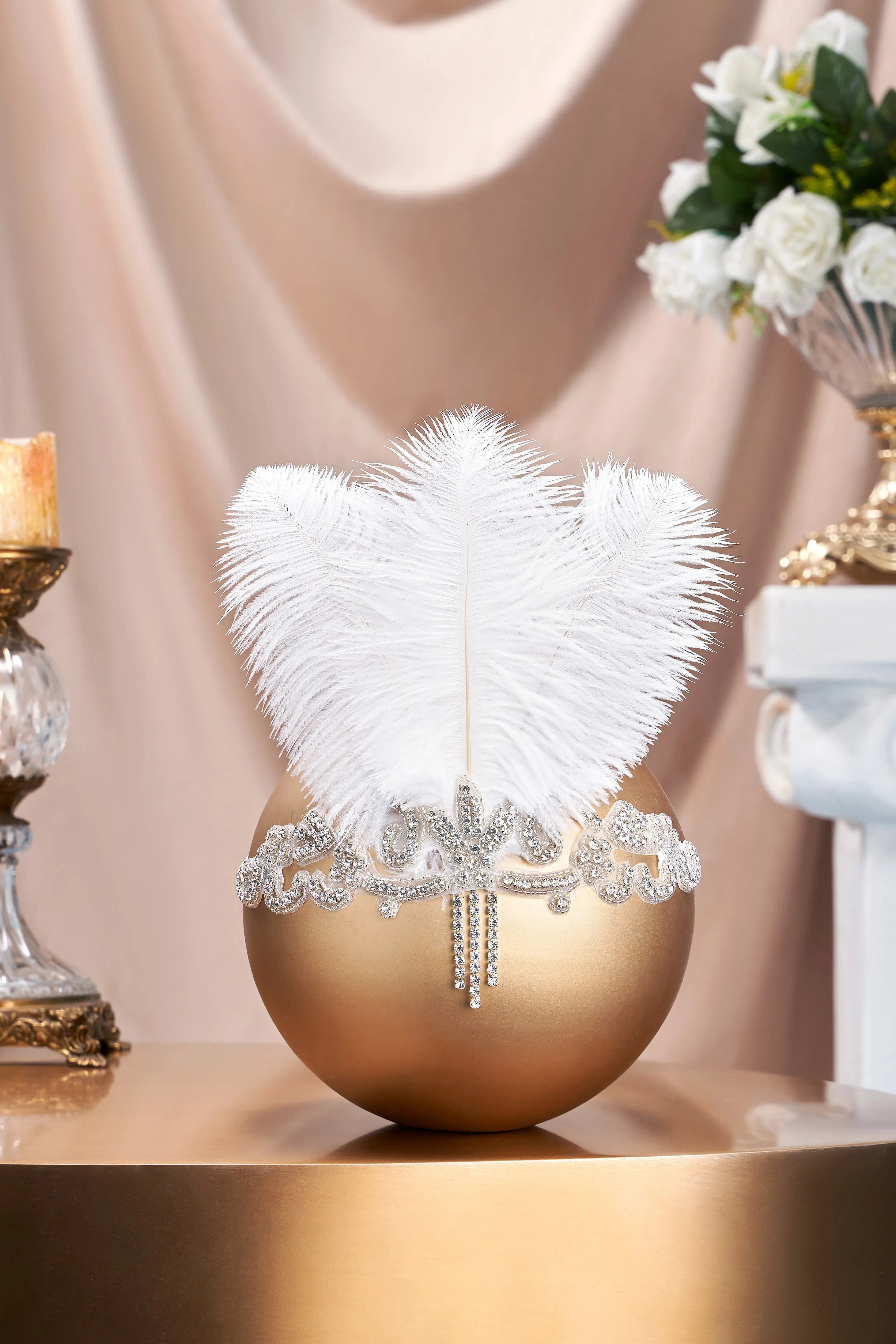 Glamorous Art Deco Feather Headband sold by BABEYOND product image thumbnail 3