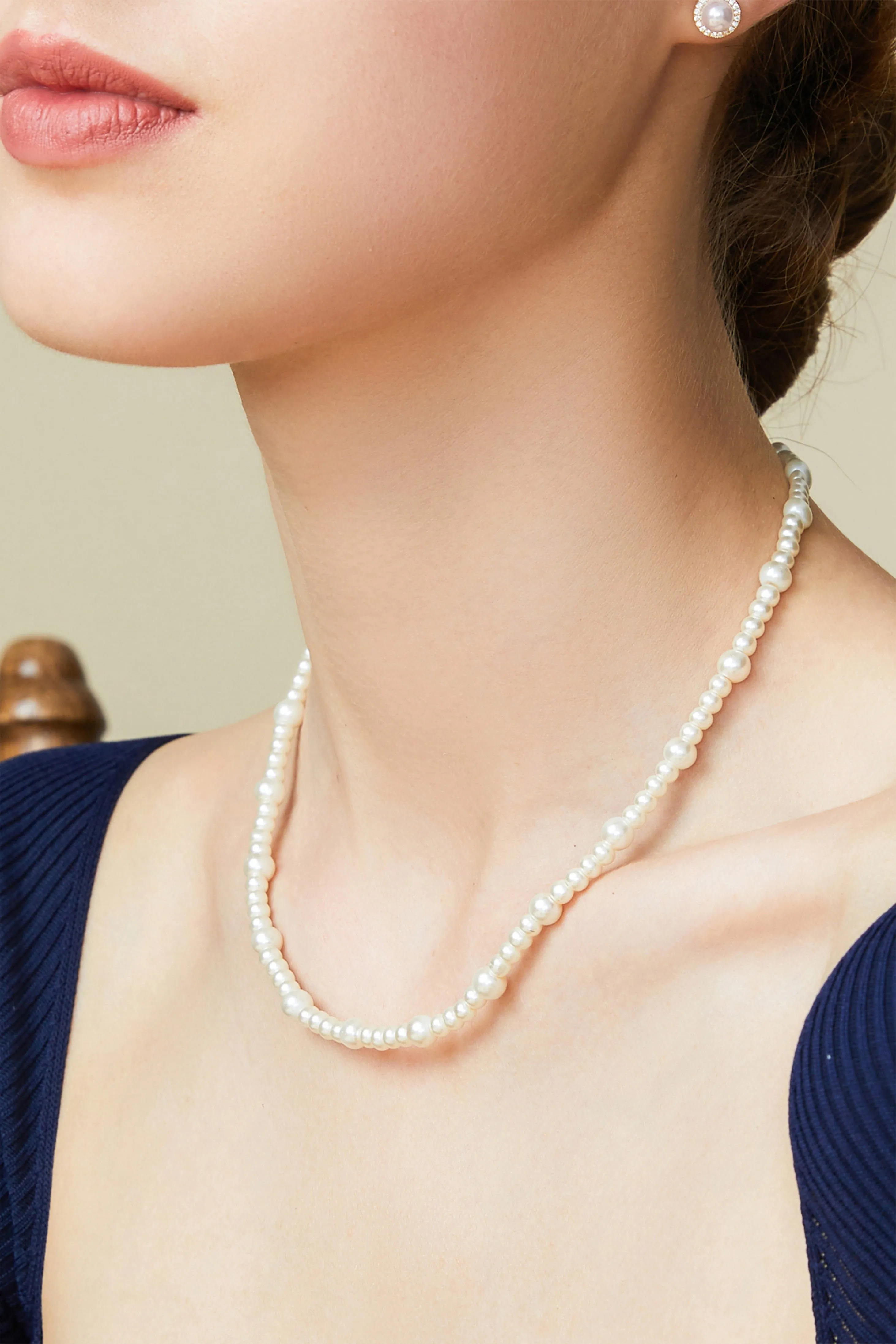 Delicate Wedding Pearl Necklace sold by BABEYOND product image thumbnail 3