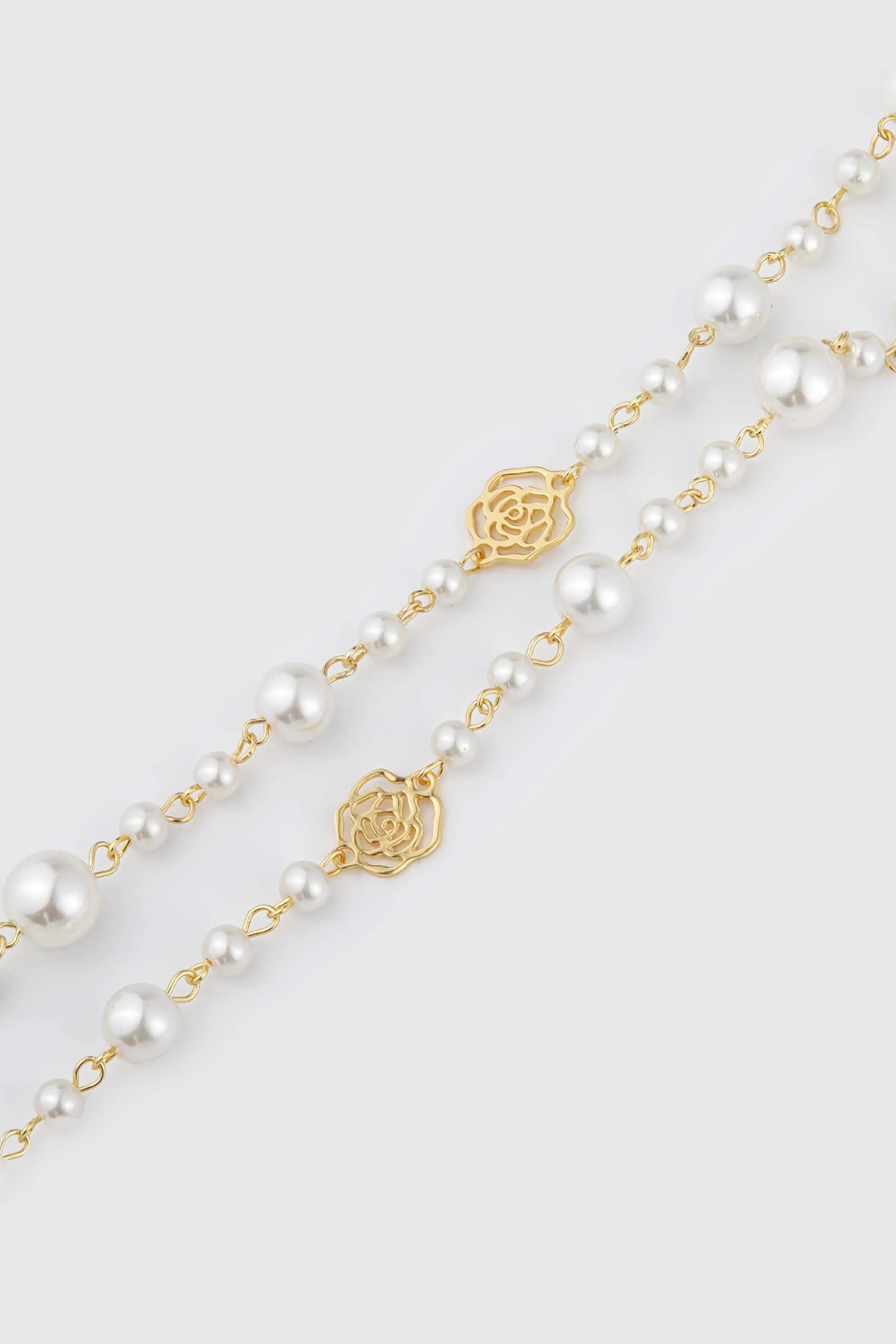 Elegant Pearls Rose Necklace sold by BABEYOND product image thumbnail 4