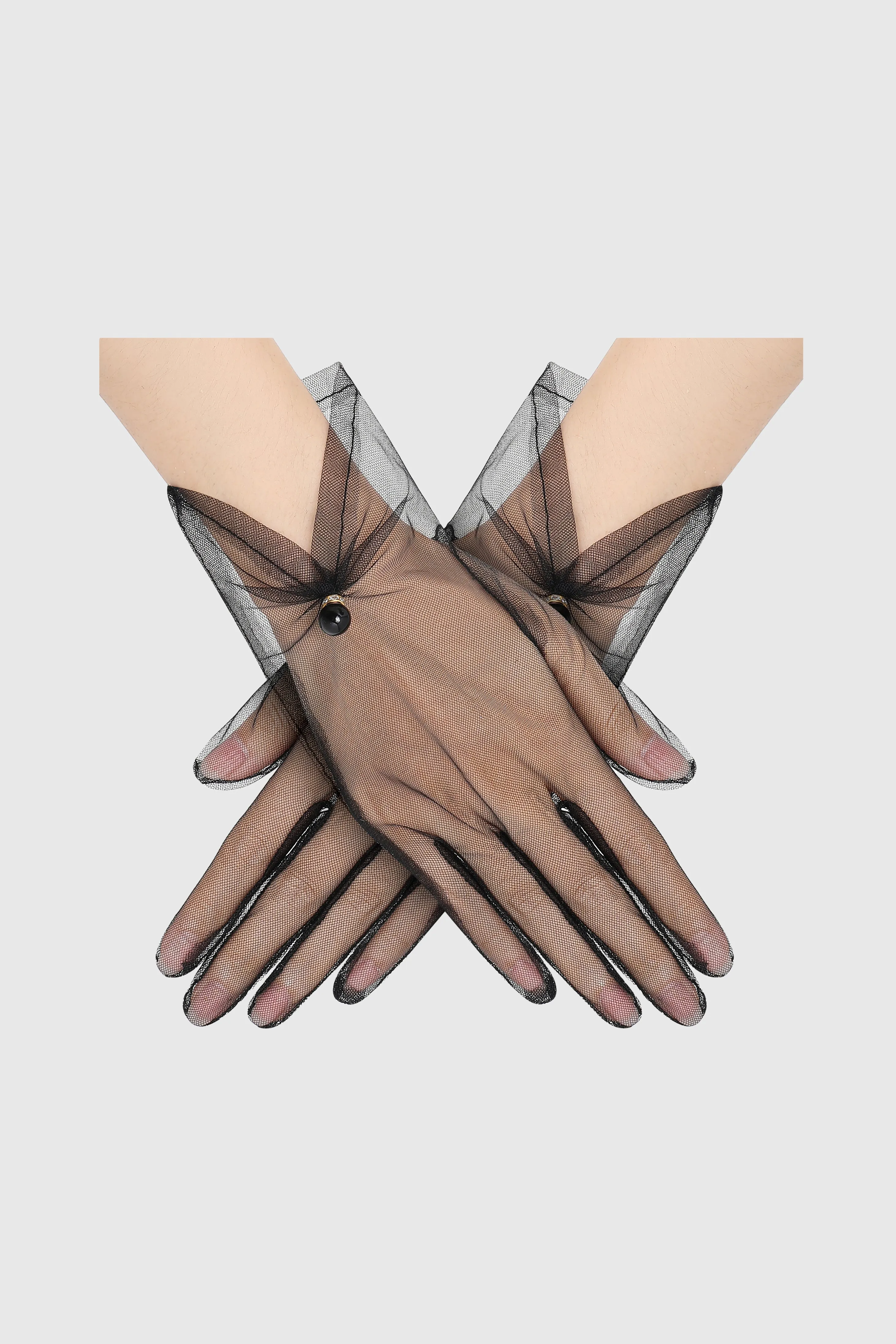 Short Pearl Mesh Tulle Gloves sold by BABEYOND product image thumbnail 4