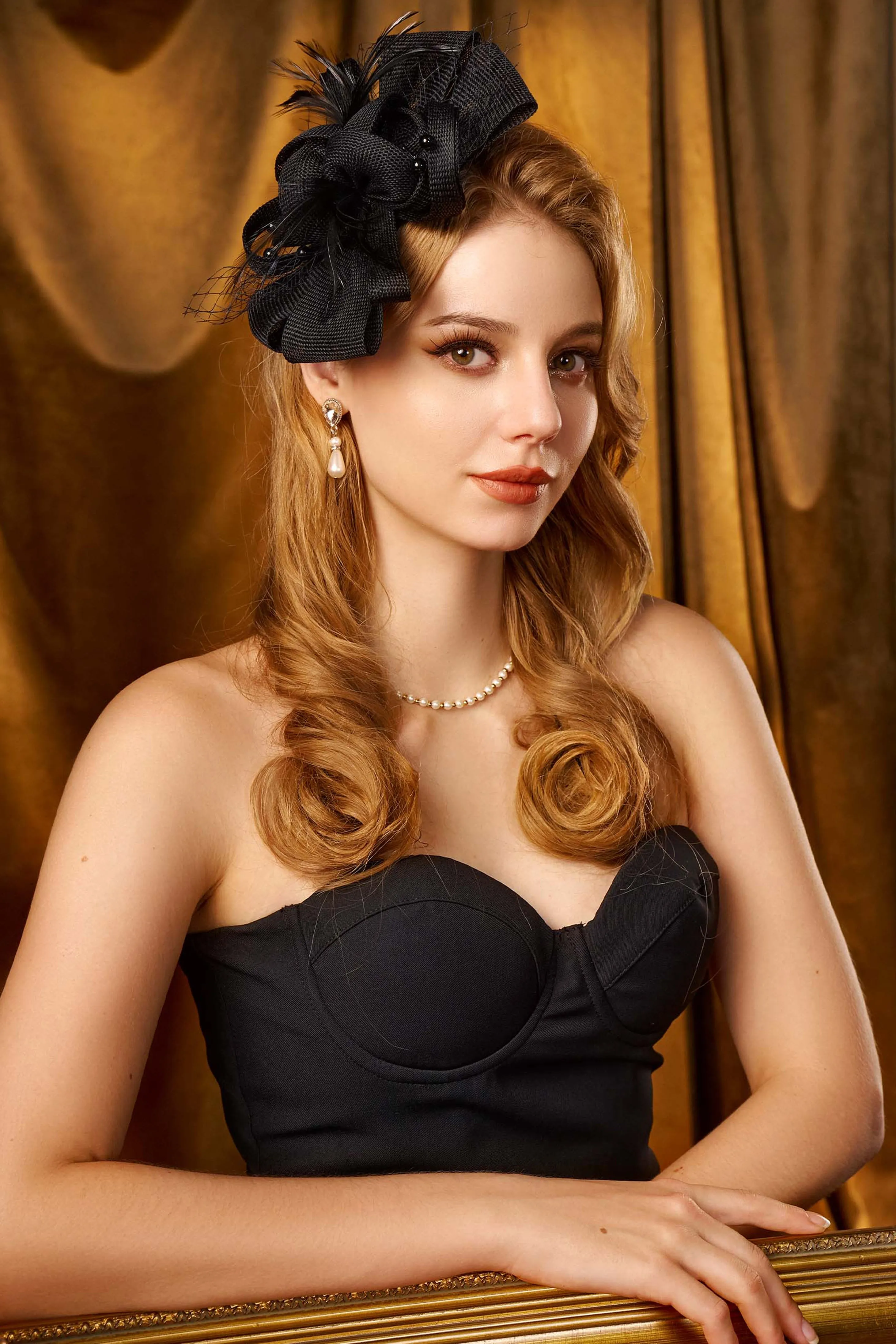 Elegant Bow Accented Lace Fascinator sold by BABEYOND product image thumbnail 3