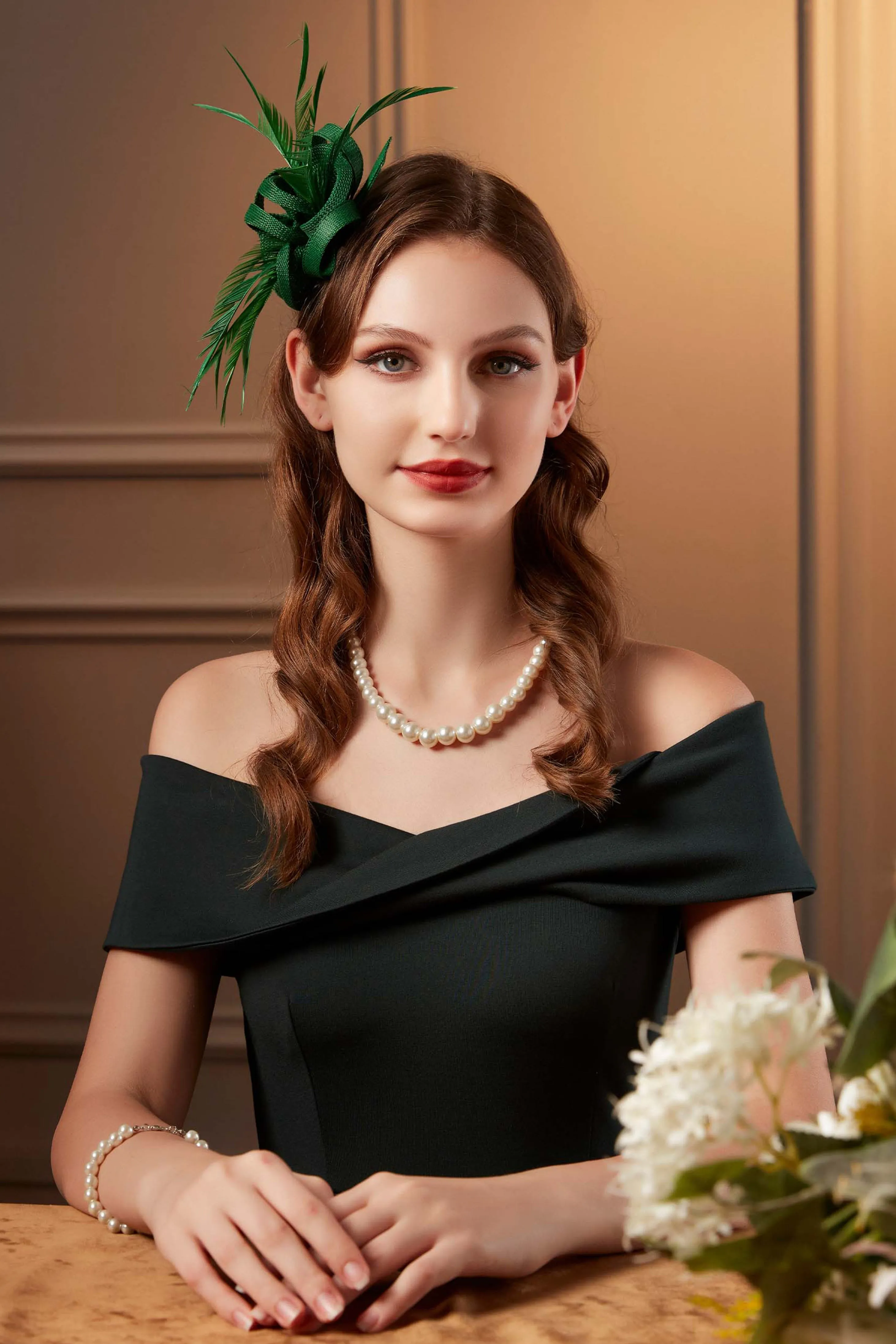 Exquisite Ribbon Knot Feather Fascinator sold by BABEYOND product image thumbnail 3