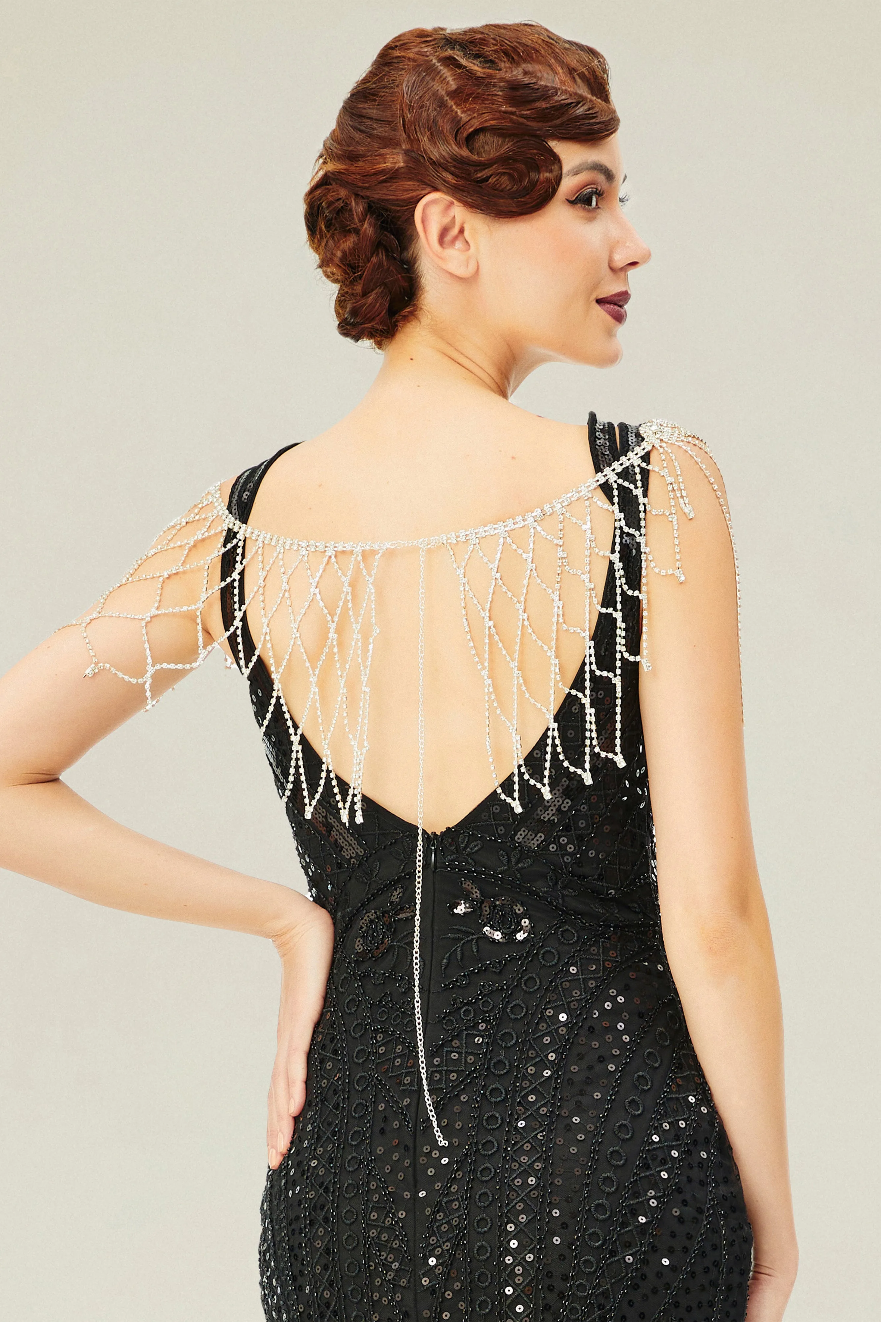 Asymmetric Shiny Cape Crystal Chain Shawl sold by BABEYOND product image thumbnail 4
