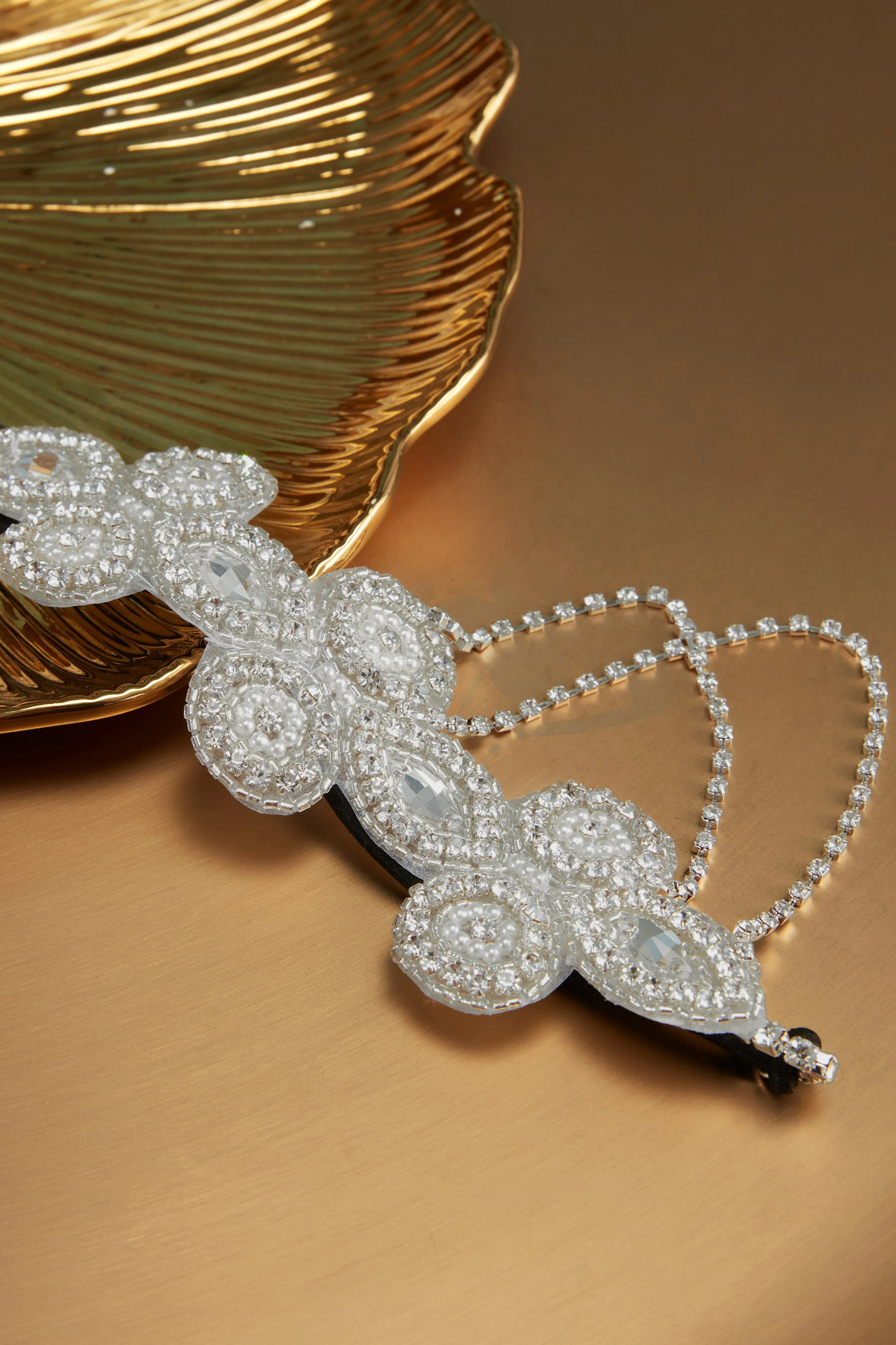 Sparkle Rhinestone Chain Floral Circlet sold by BABEYOND product image thumbnail 2