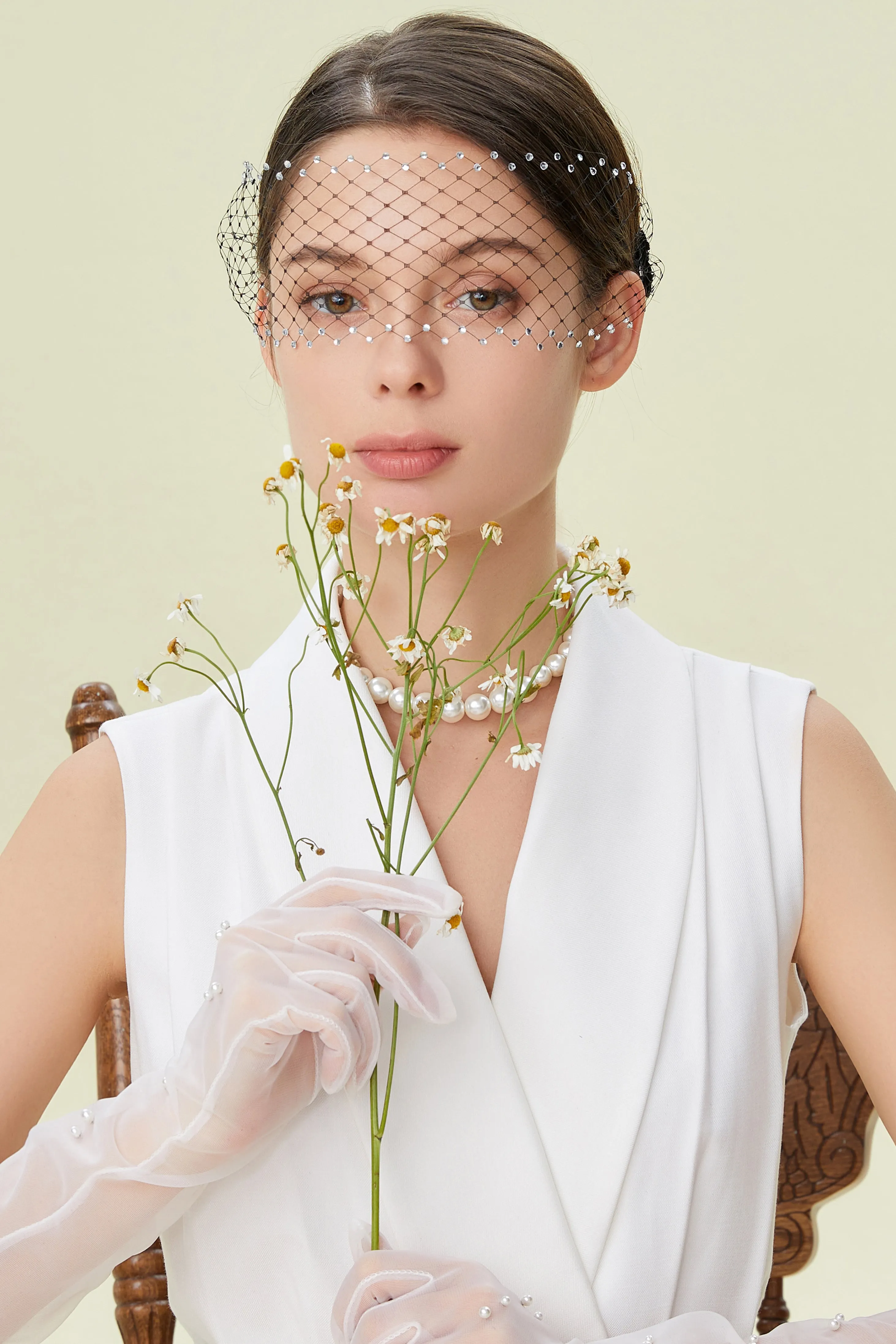 Vintage Tea Party Veil Beaded Fascinator sold by BABEYOND product image thumbnail 2