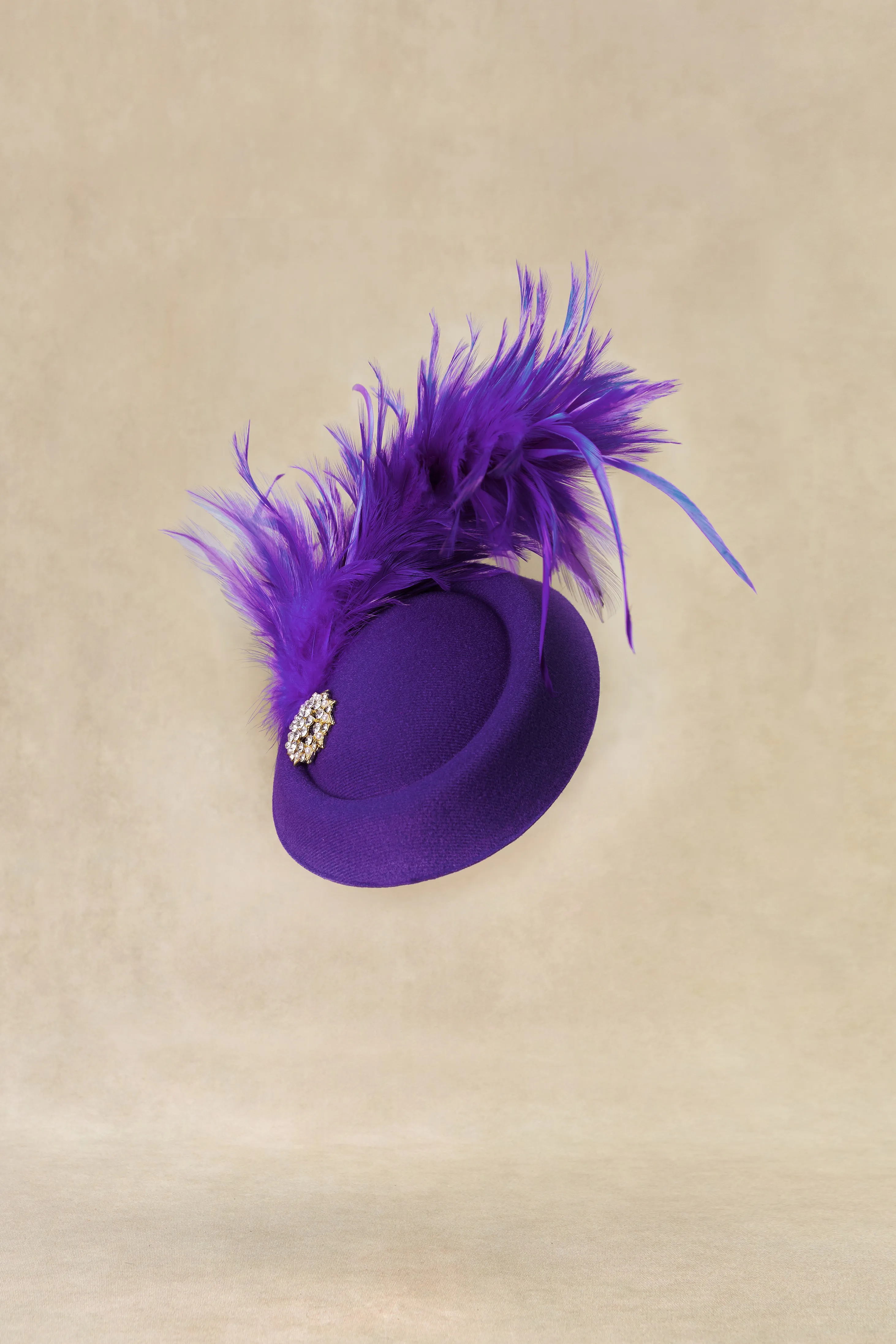 Rhinestone Feather Derby Fascinator sold by BABEYOND product image thumbnail 5