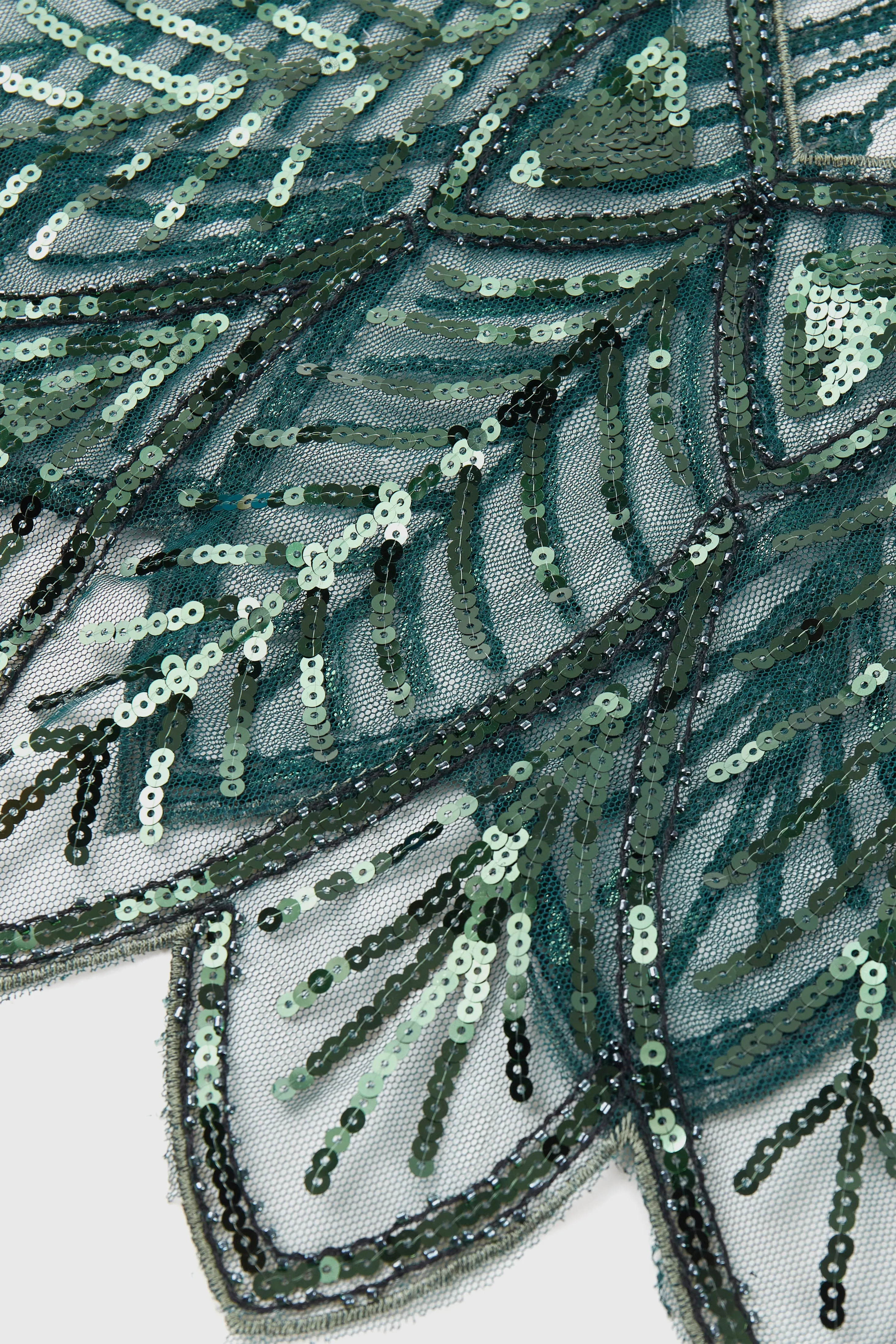 1920s Beaded Sequin Leaf Shawl sold by BABEYOND product image thumbnail 4