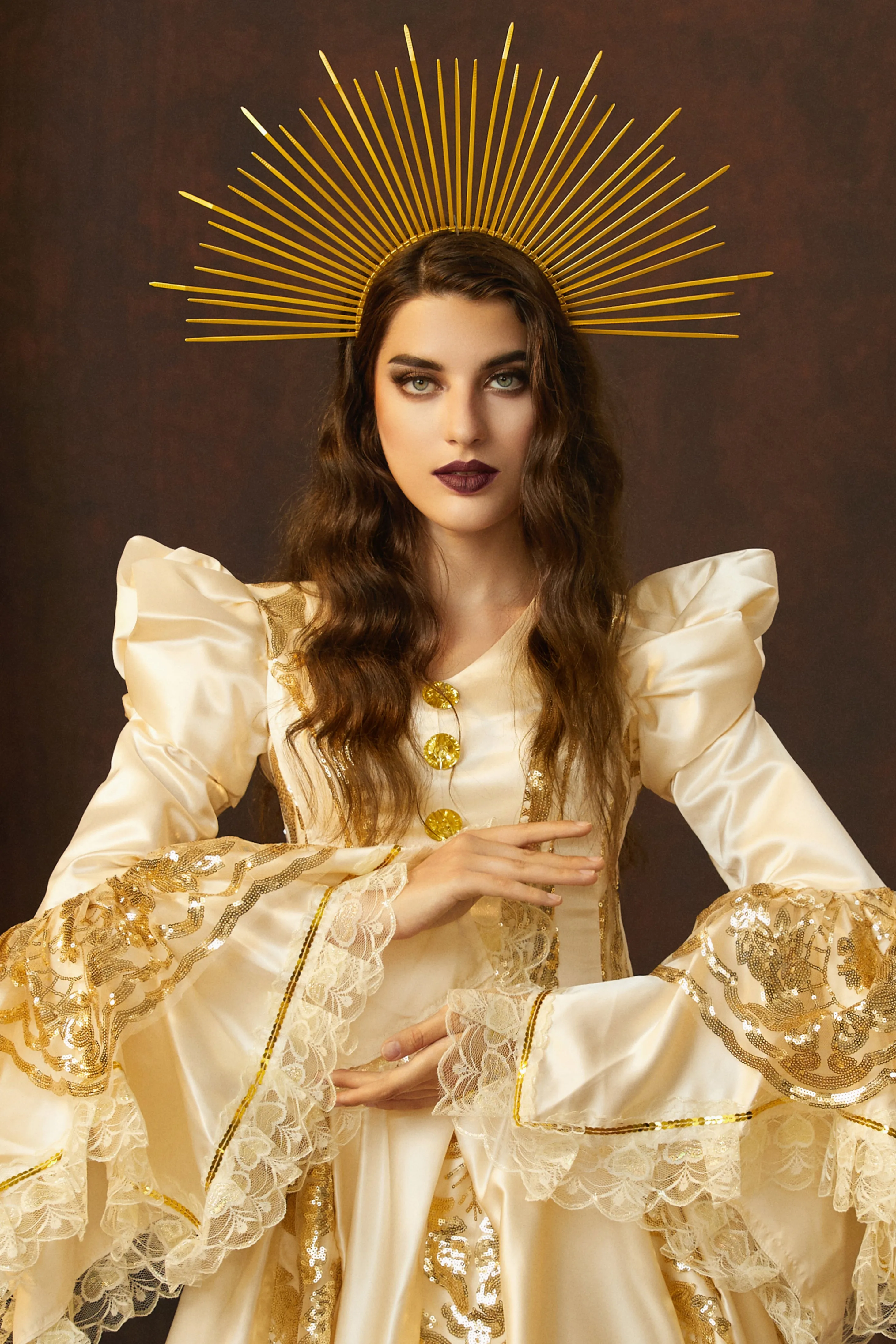 Zip Tie Spiked Sunburst Mary Halo Crown sold by BABEYOND product image thumbnail 2