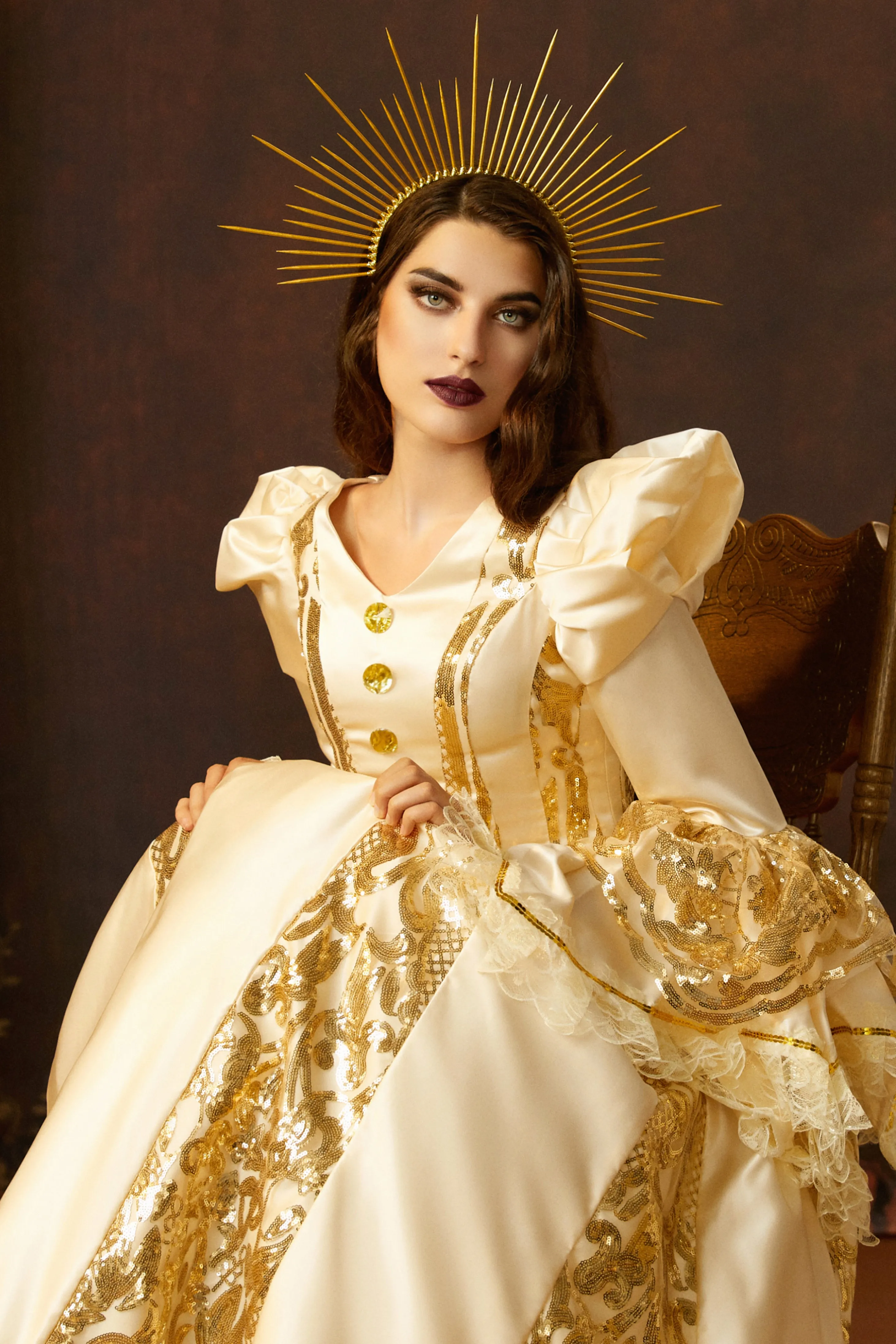 Elegant Sunburst Greek Goddess Halo Crown sold by BABEYOND product image thumbnail 3