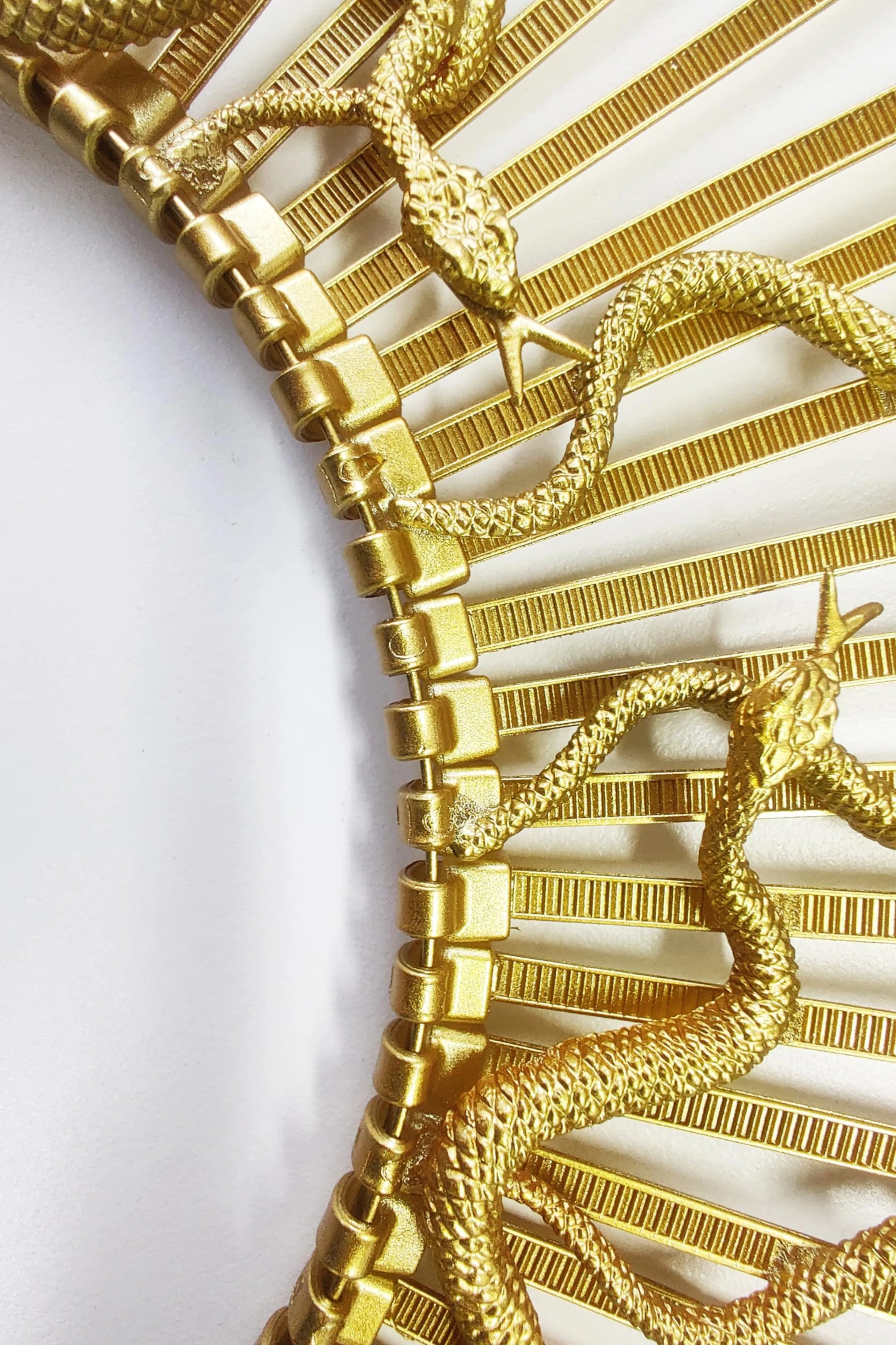 Distinctive Snake Spike Mary Halo Headband sold by BABEYOND product image thumbnail 4