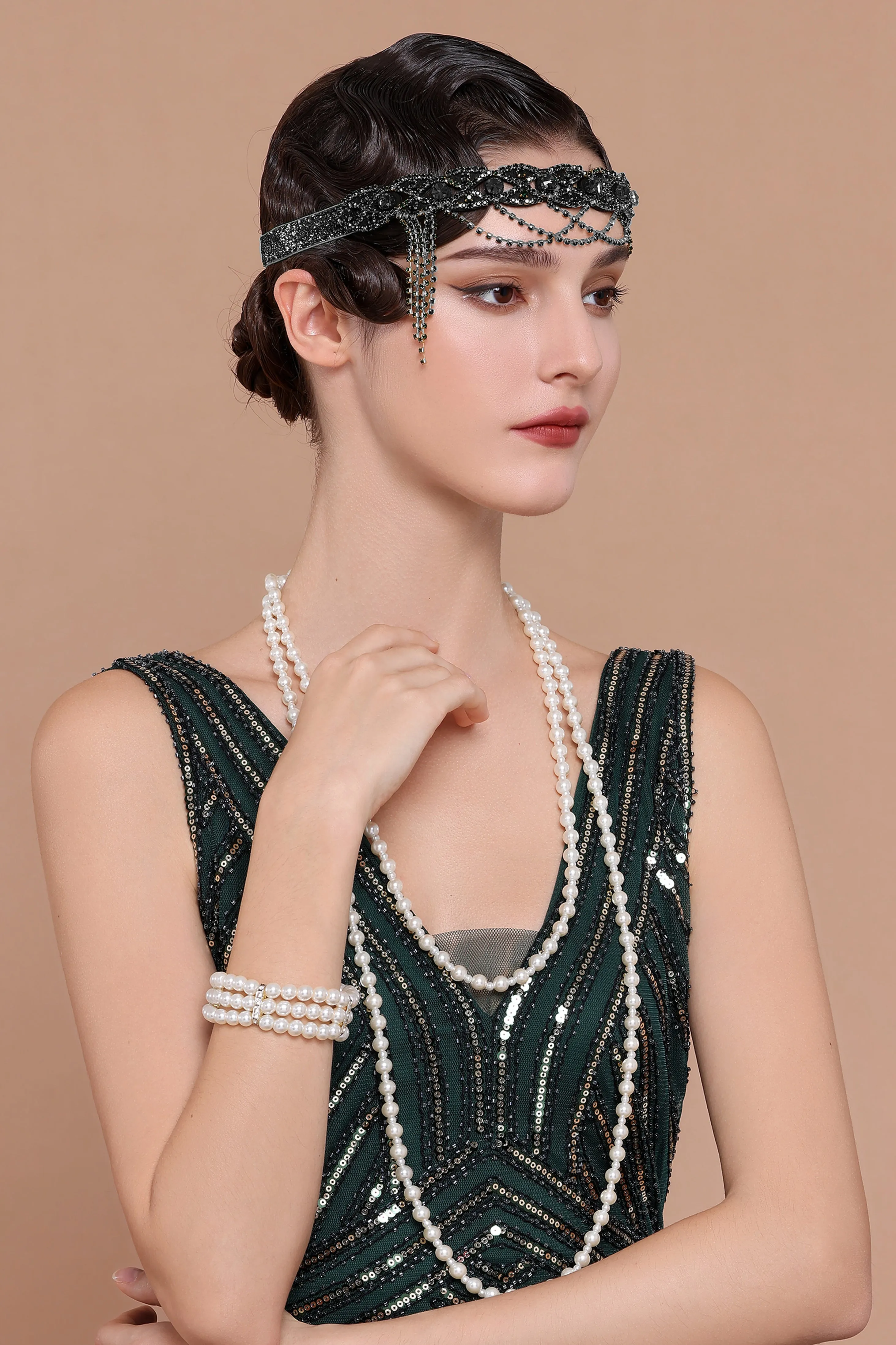 1920s Embellished Rhinestone Dangle Chain Headband sold by BABEYOND product image thumbnail 2