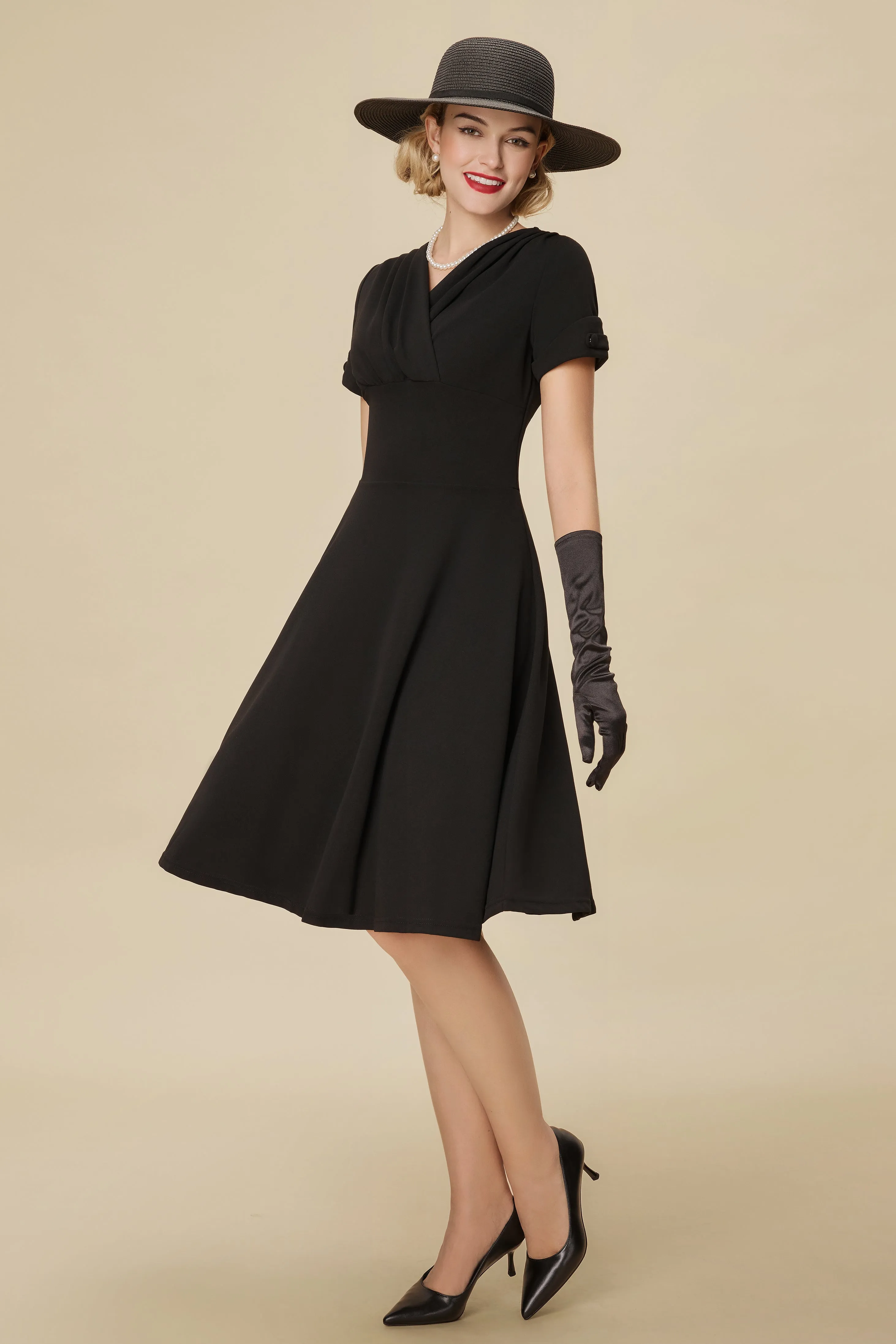 Refined Vintage-Inspired Pleated Swing Dress sold by BABEYOND product image thumbnail 3