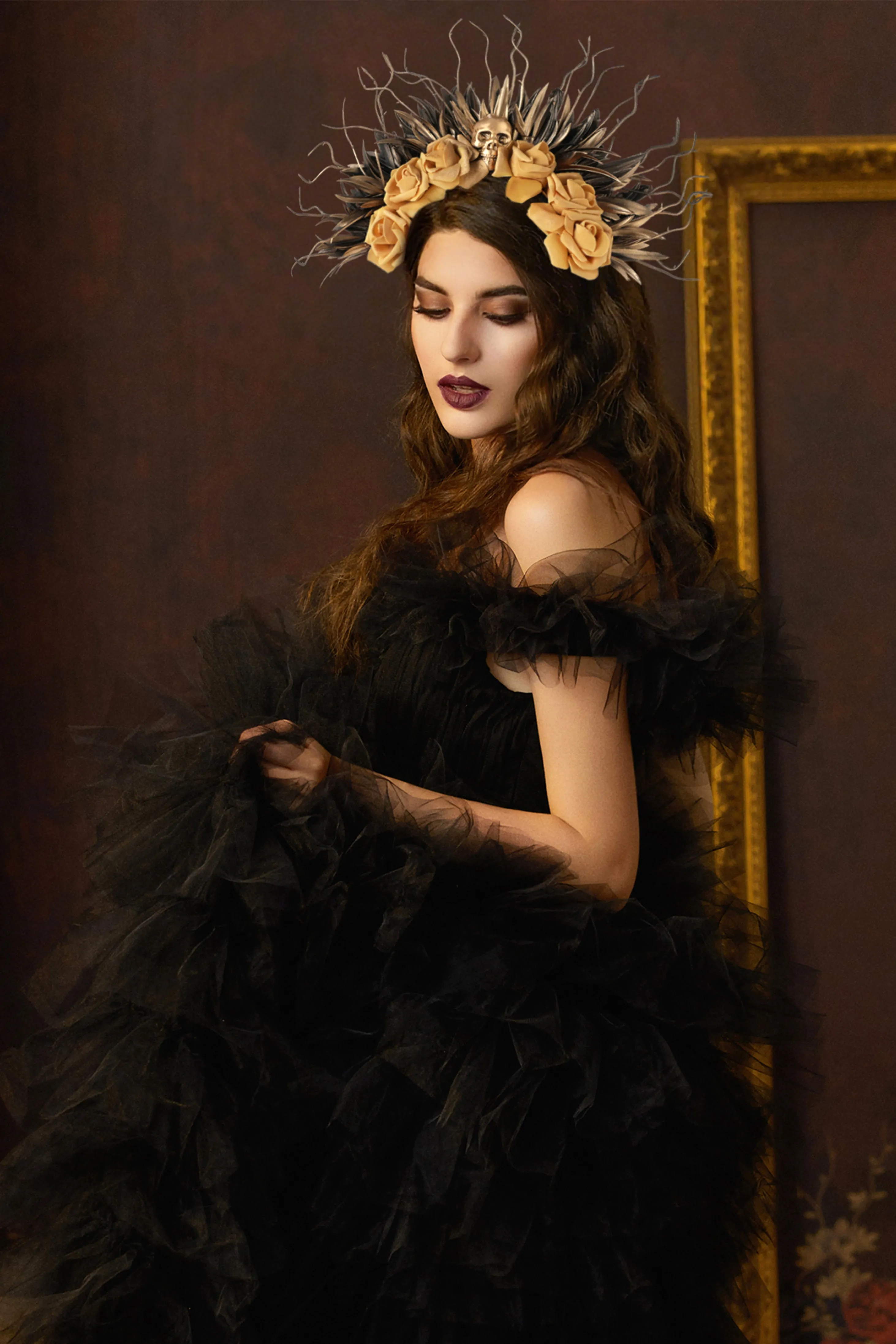 Gothic Roses Skull Halo Crown sold by BABEYOND product image thumbnail 4