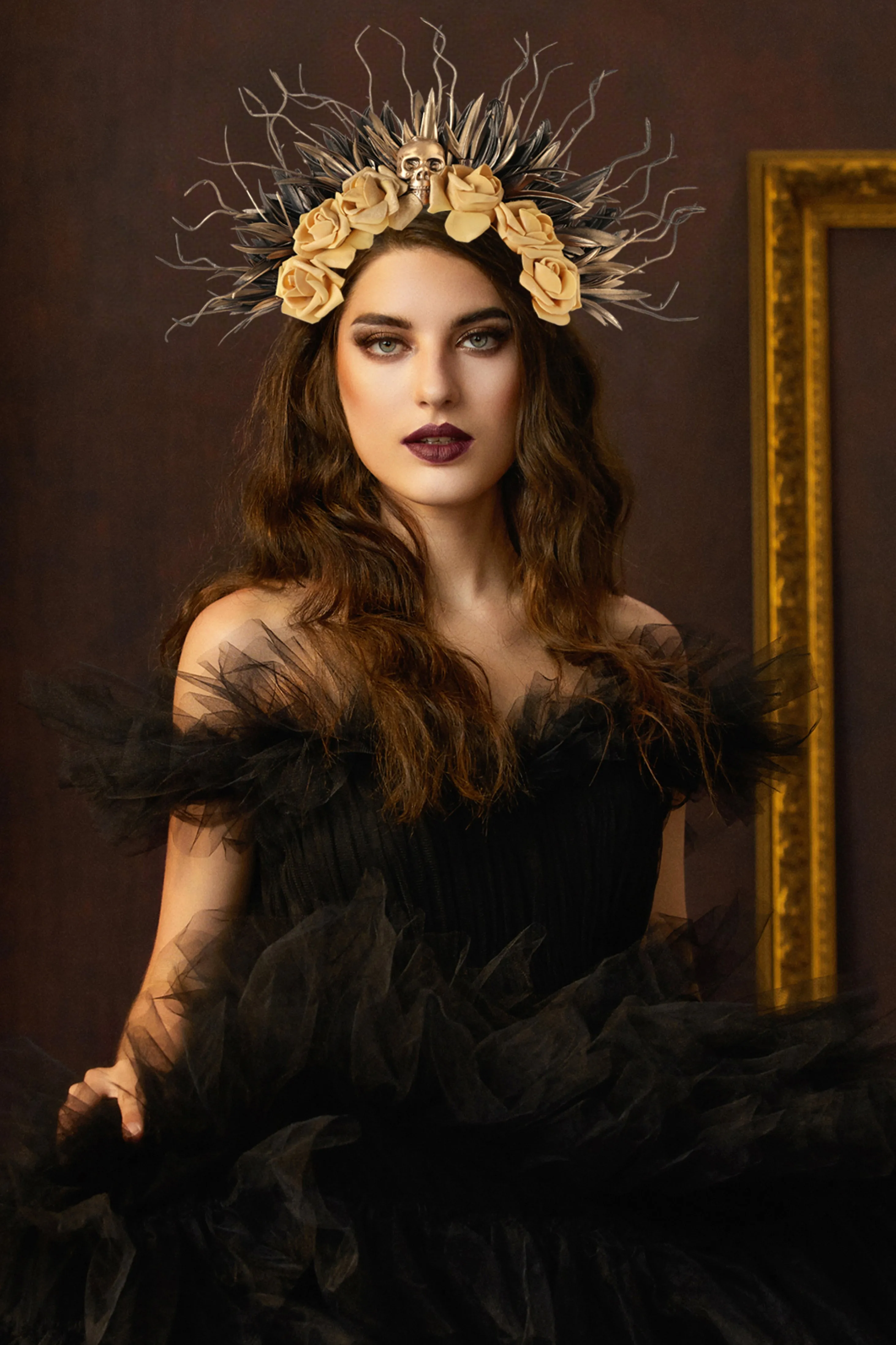 Gothic Roses Skull Halo Crown sold by BABEYOND product image thumbnail 2