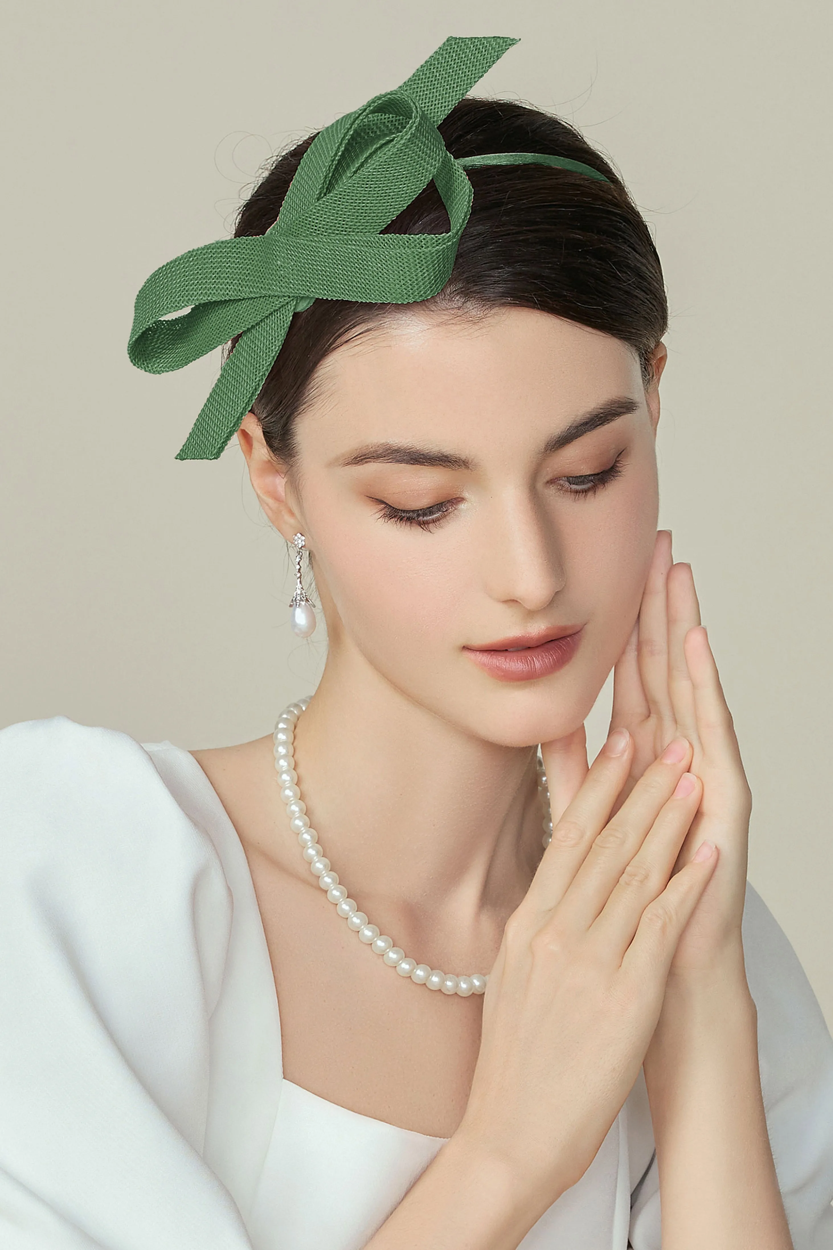 Delicate Mesh Ribbon Fascinator sold by BABEYOND product image thumbnail 2