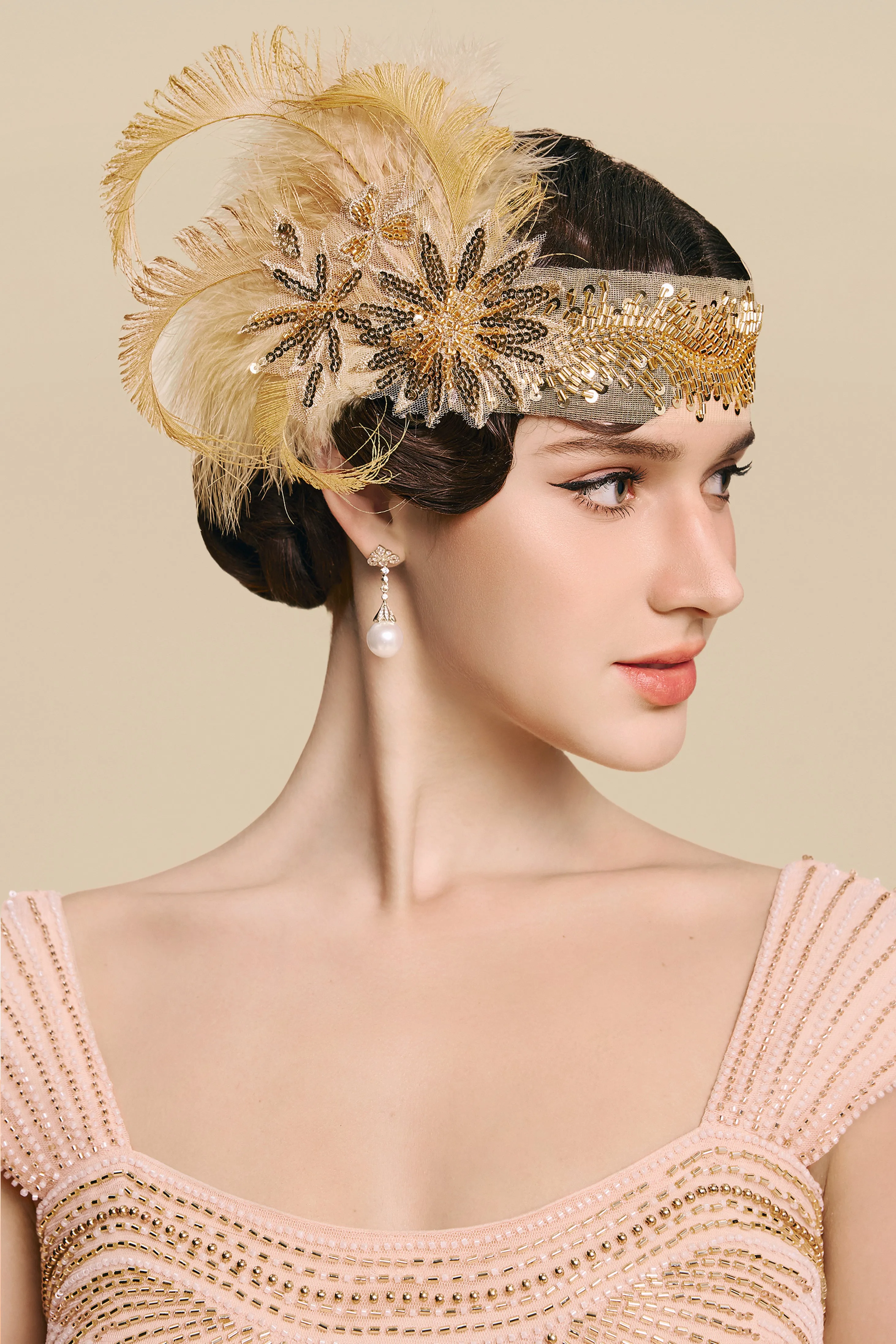 Vintage Beaded Floral Feather Headband sold by BABEYOND product image thumbnail 3