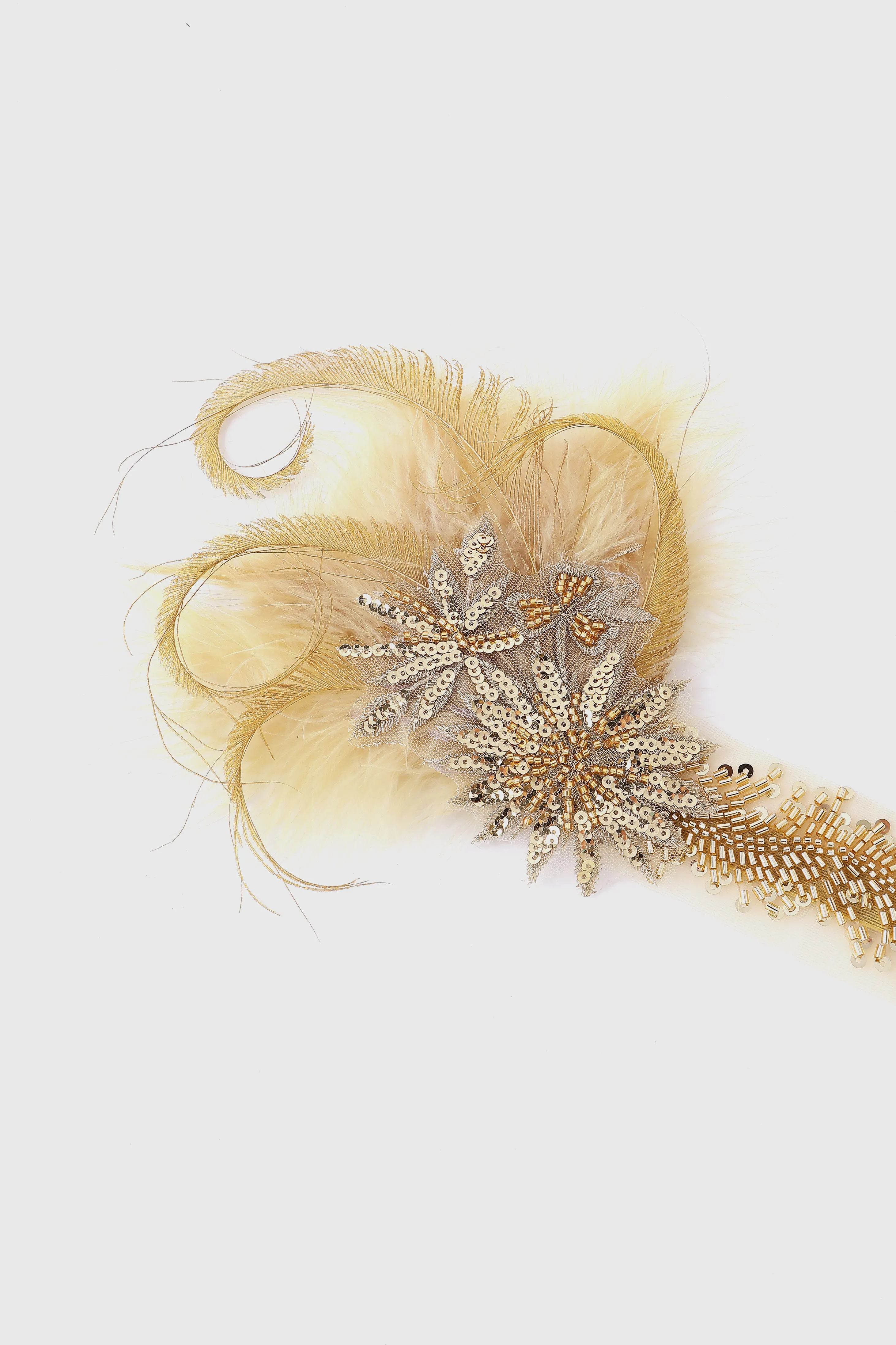 Vintage Beaded Floral Feather Headband sold by BABEYOND product image thumbnail 4