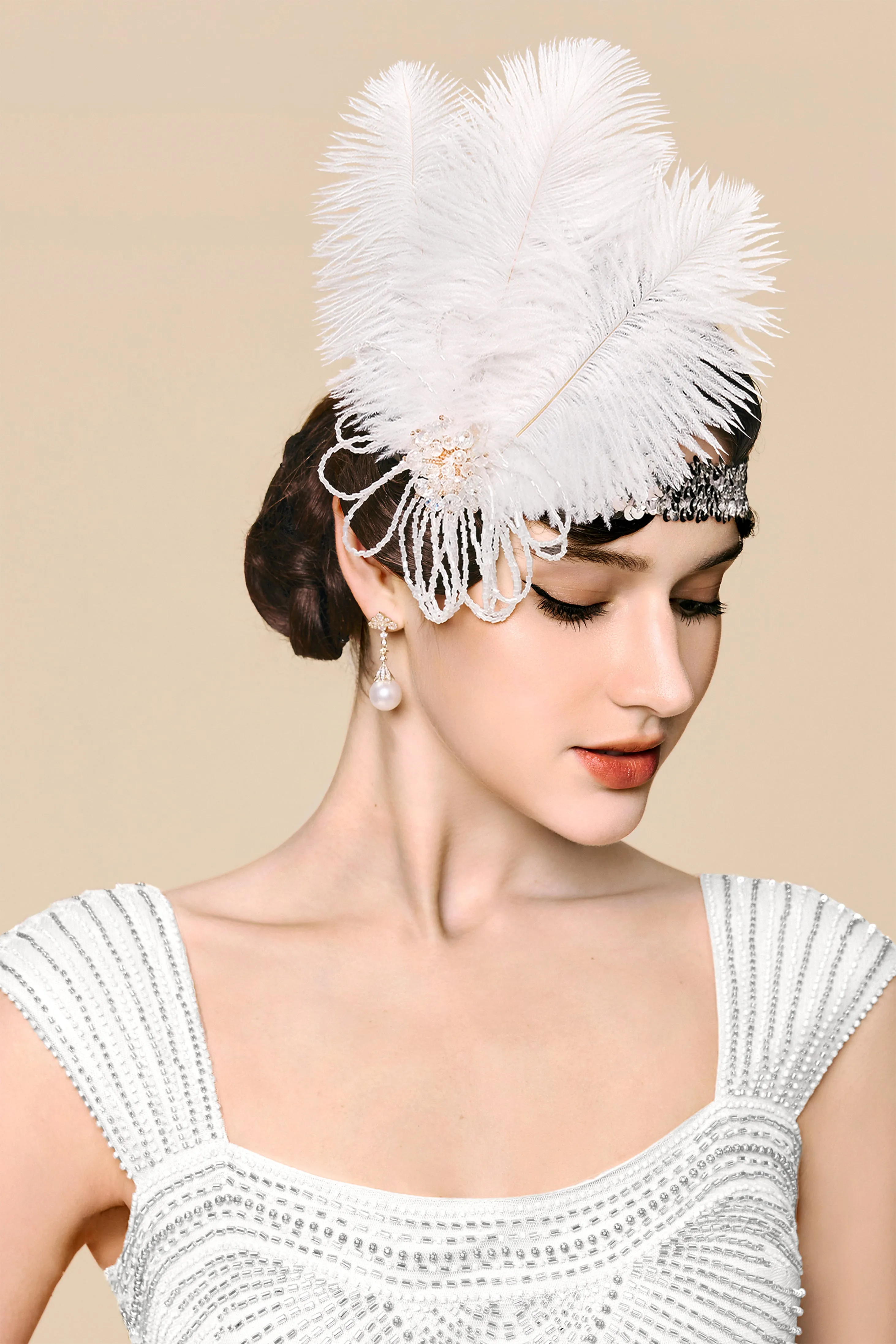 Glamorous Beaded Floral Feather Headband sold by BABEYOND product image thumbnail 3