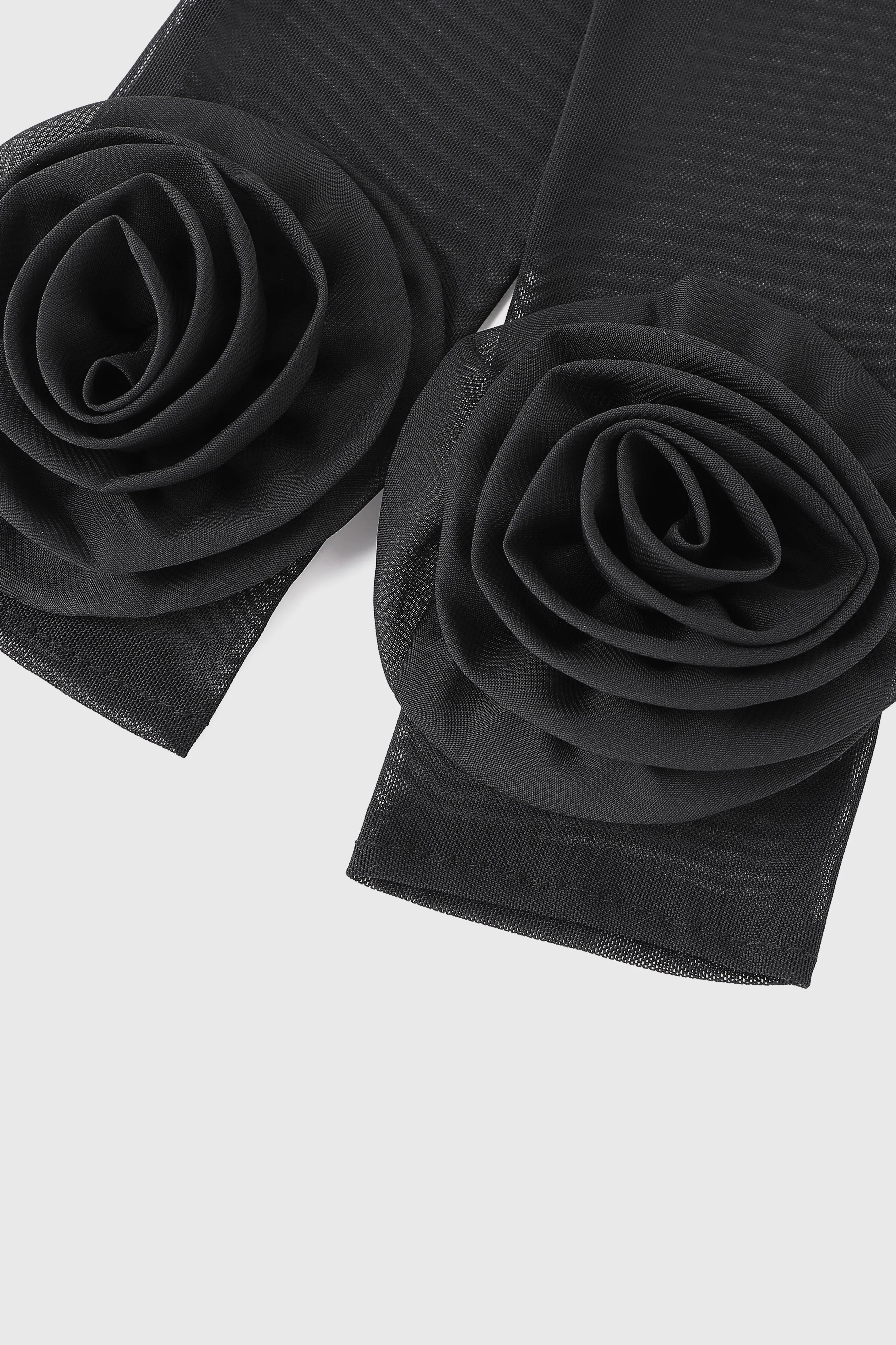 Stretchy Rose Floral Mesh Tulle Fingerless Gloves sold by BABEYOND product image thumbnail 4