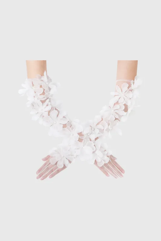 Elegant 21.6" Allover Floral Pearl Tulle Gloves made by BABEYOND