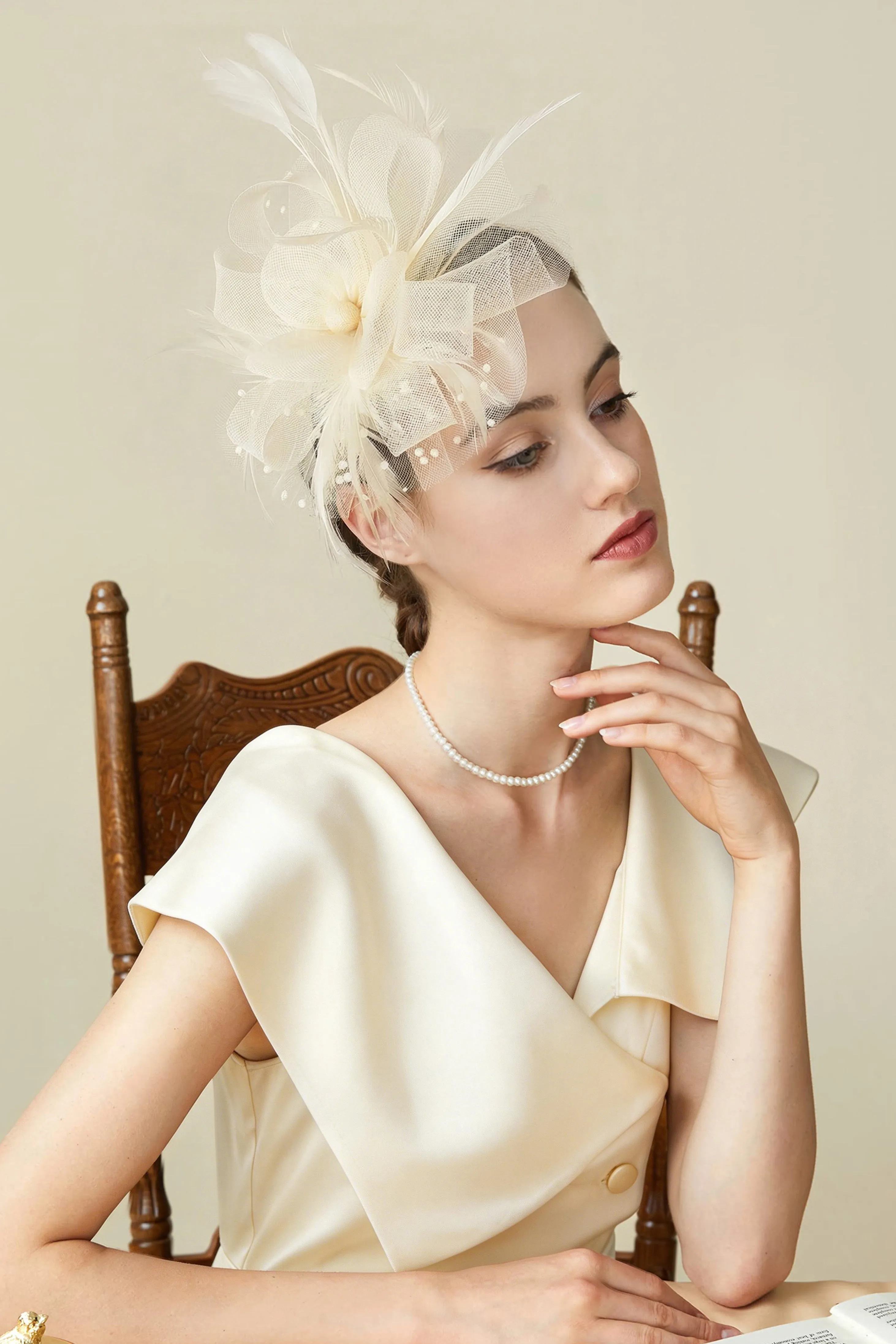 Ethereal Tulle Flower Feather Fascinator sold by BABEYOND product image thumbnail 3