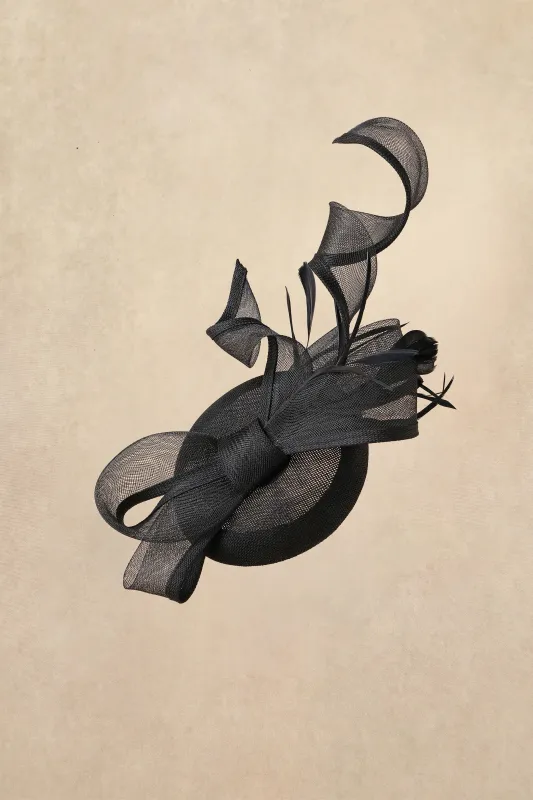 Bowknot Mesh Feather Derby Fascinator made by BABEYOND