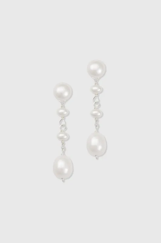 Vintage Minimalist Freshwater Pearl Earrings sold by BABEYOND