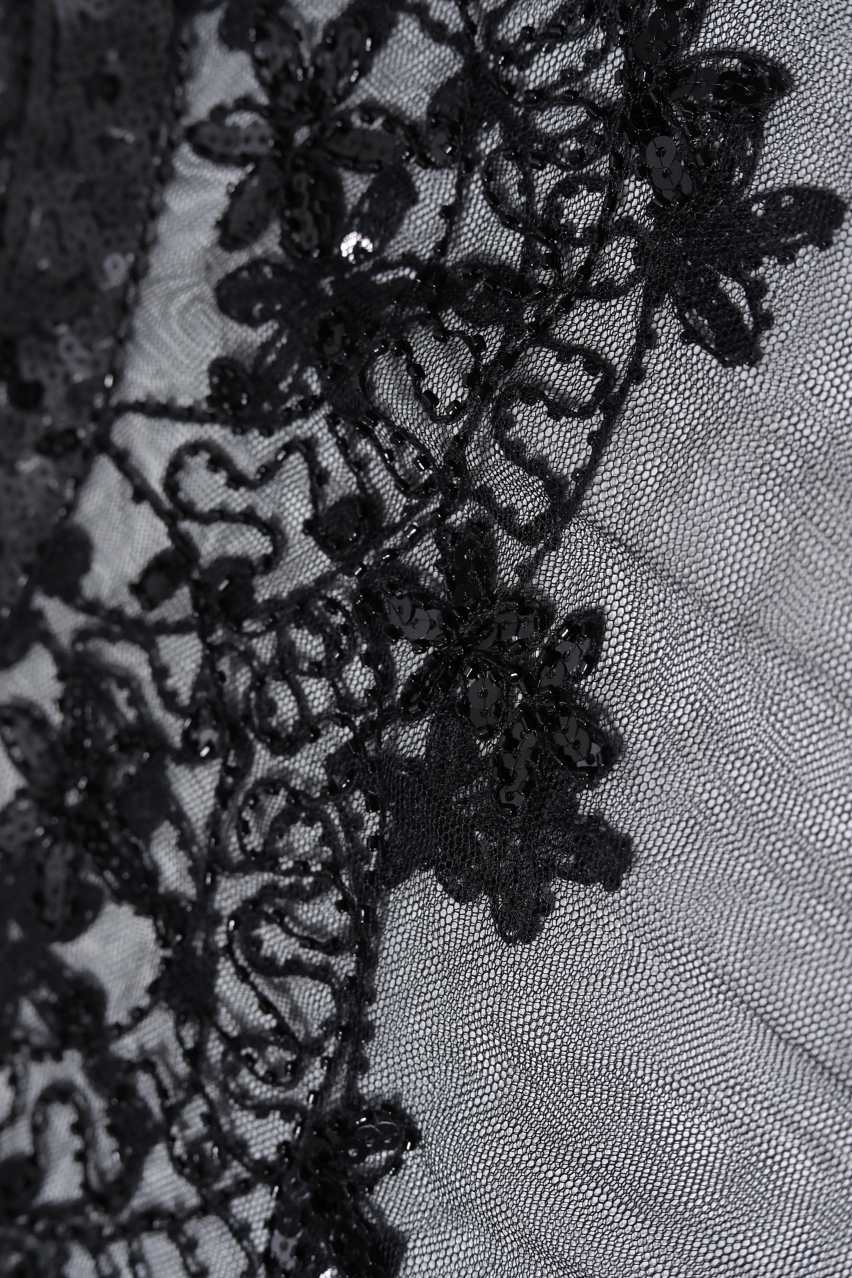 1920s Sequin Beaded Evening Shawl sold by BABEYOND product image thumbnail 2