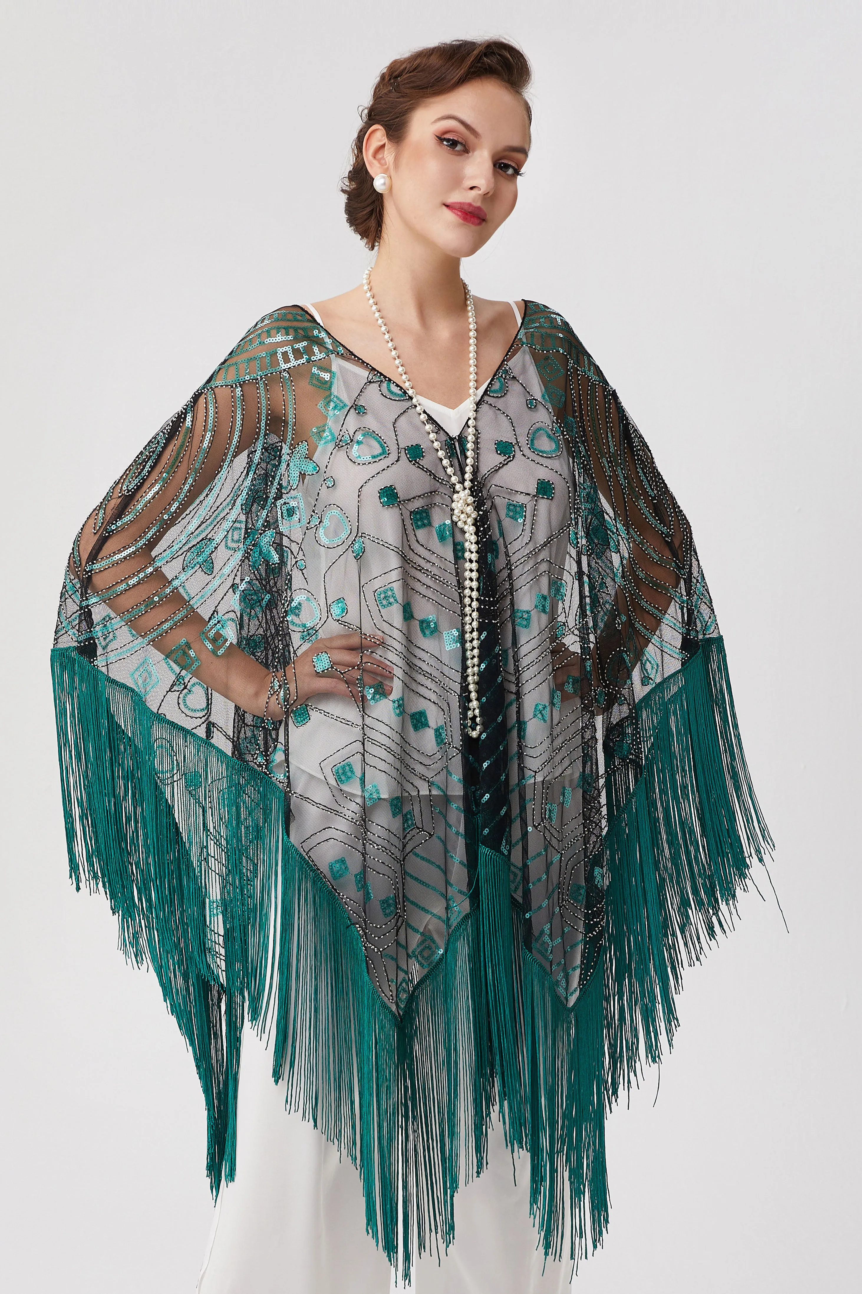 1920s Knee Length Fringed Shawl sold by BABEYOND product image thumbnail 3
