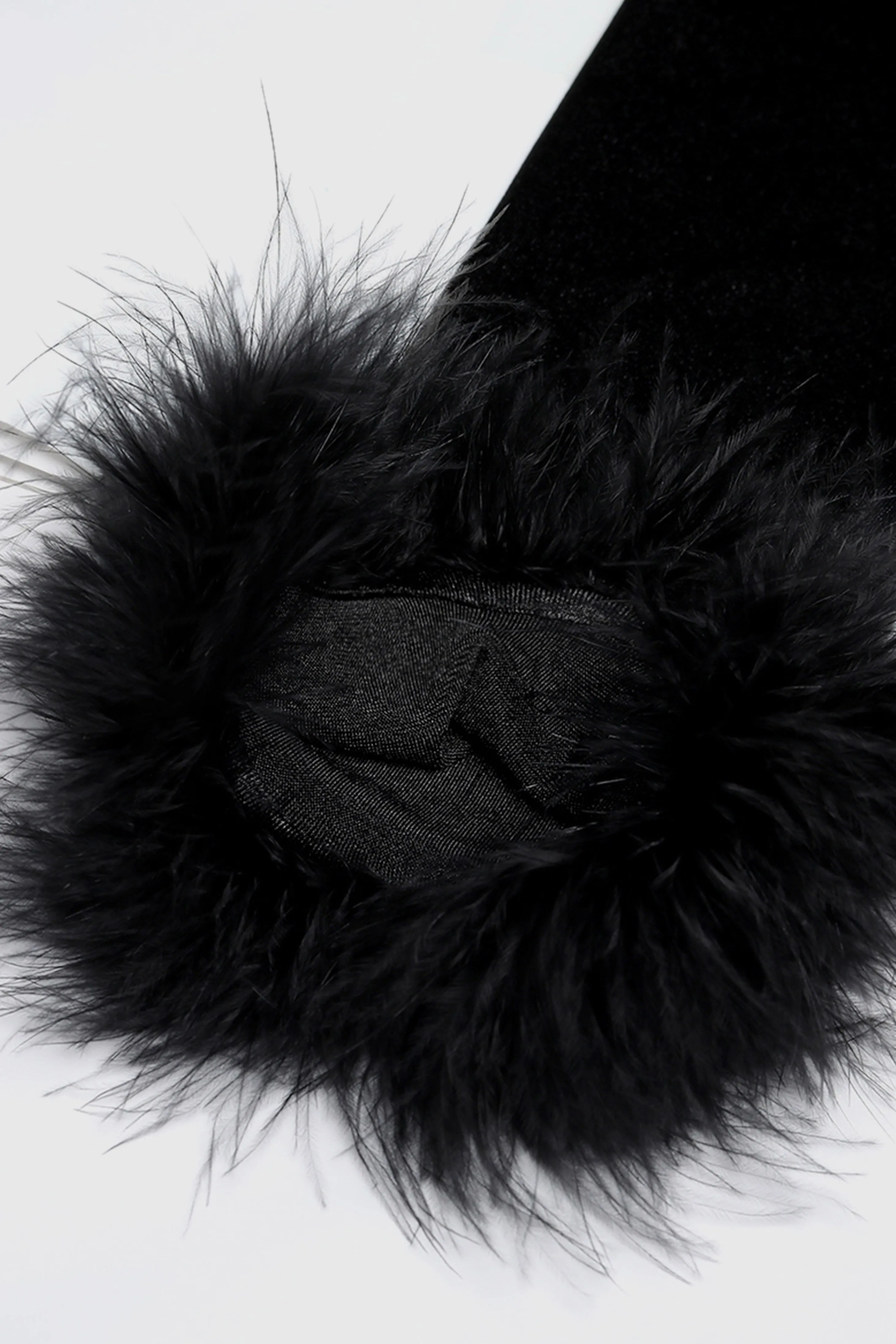 16.9" Pageant Feather Satin Gloves sold by BABEYOND product image thumbnail 2