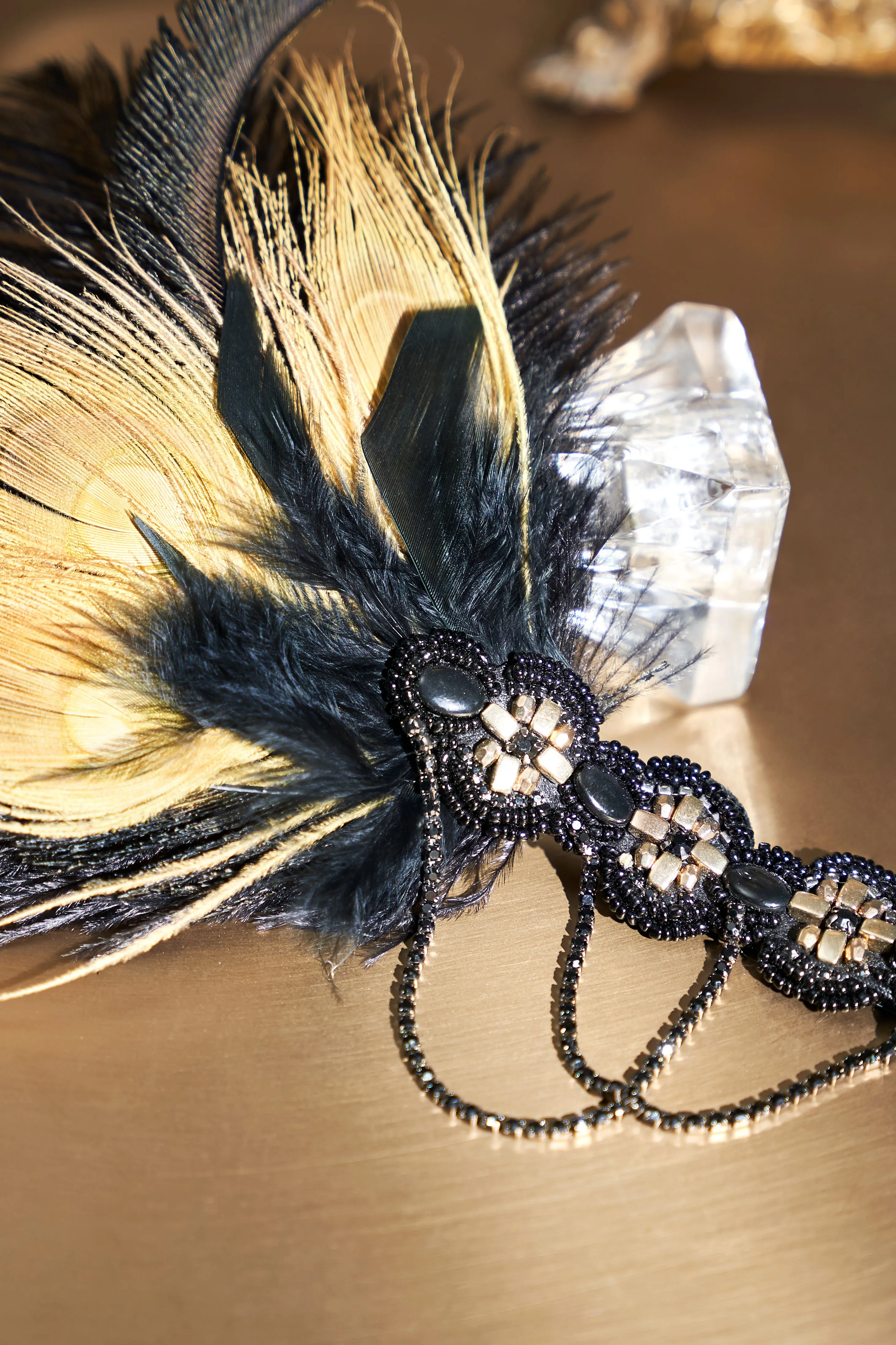 Carnival Sequined Showgirl Headpiece sold by BABEYOND product image thumbnail 4