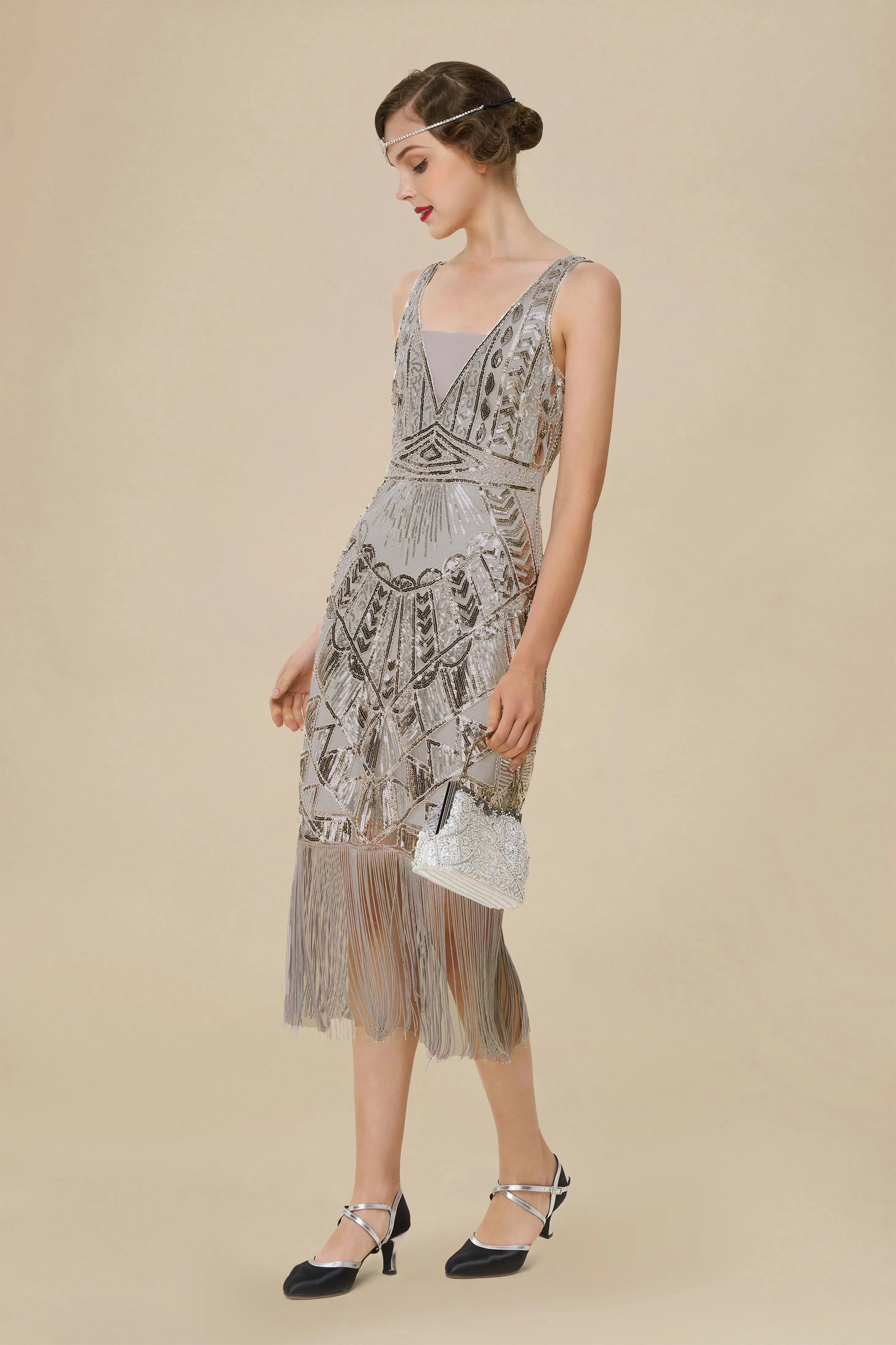 Glitter Sequin V-Neck Art Deco Slip Dress sold by BABEYOND product image thumbnail 3