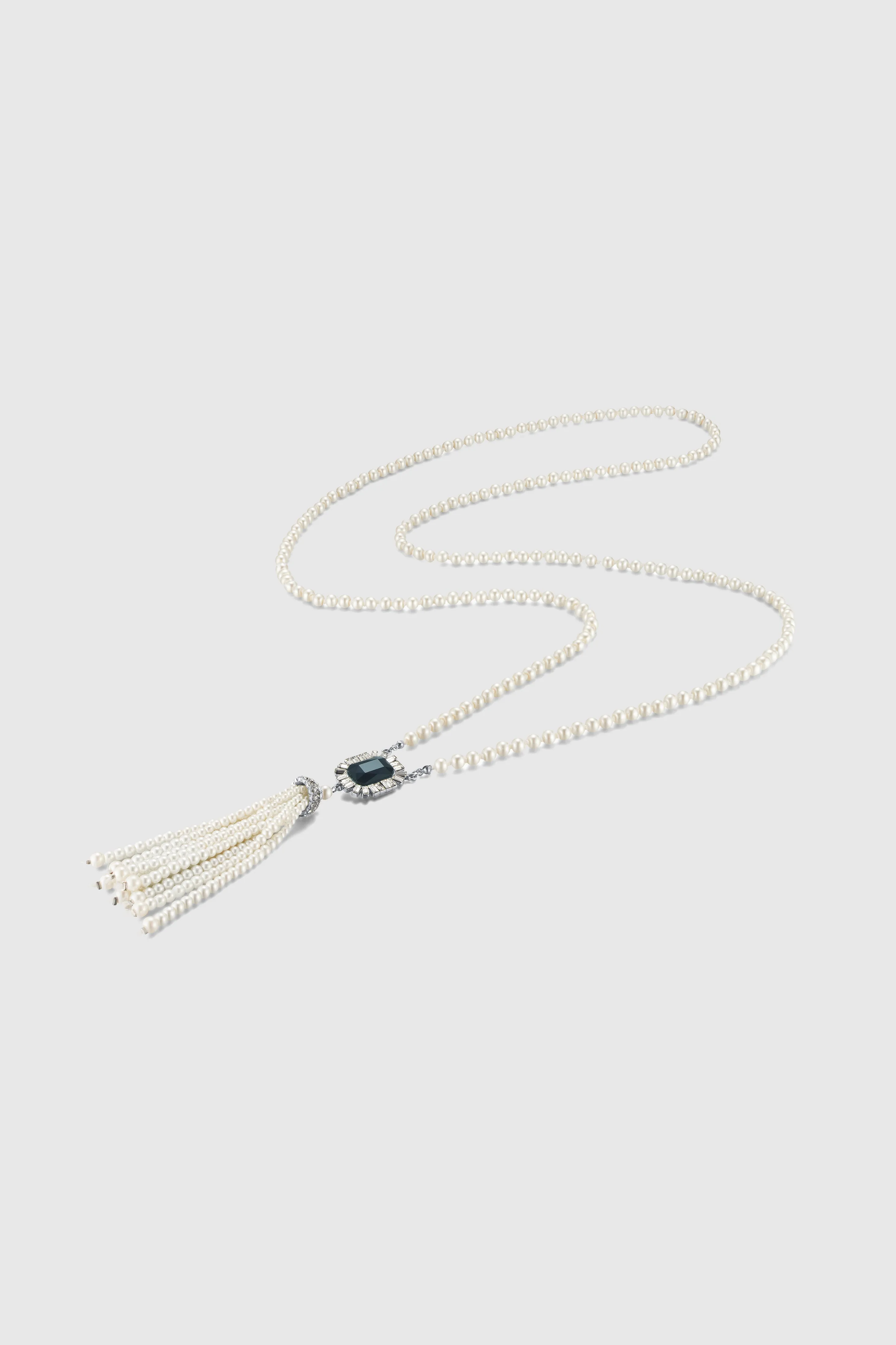 Luxurious Gem Pearl Tassel Necklace sold by BABEYOND product image thumbnail 3