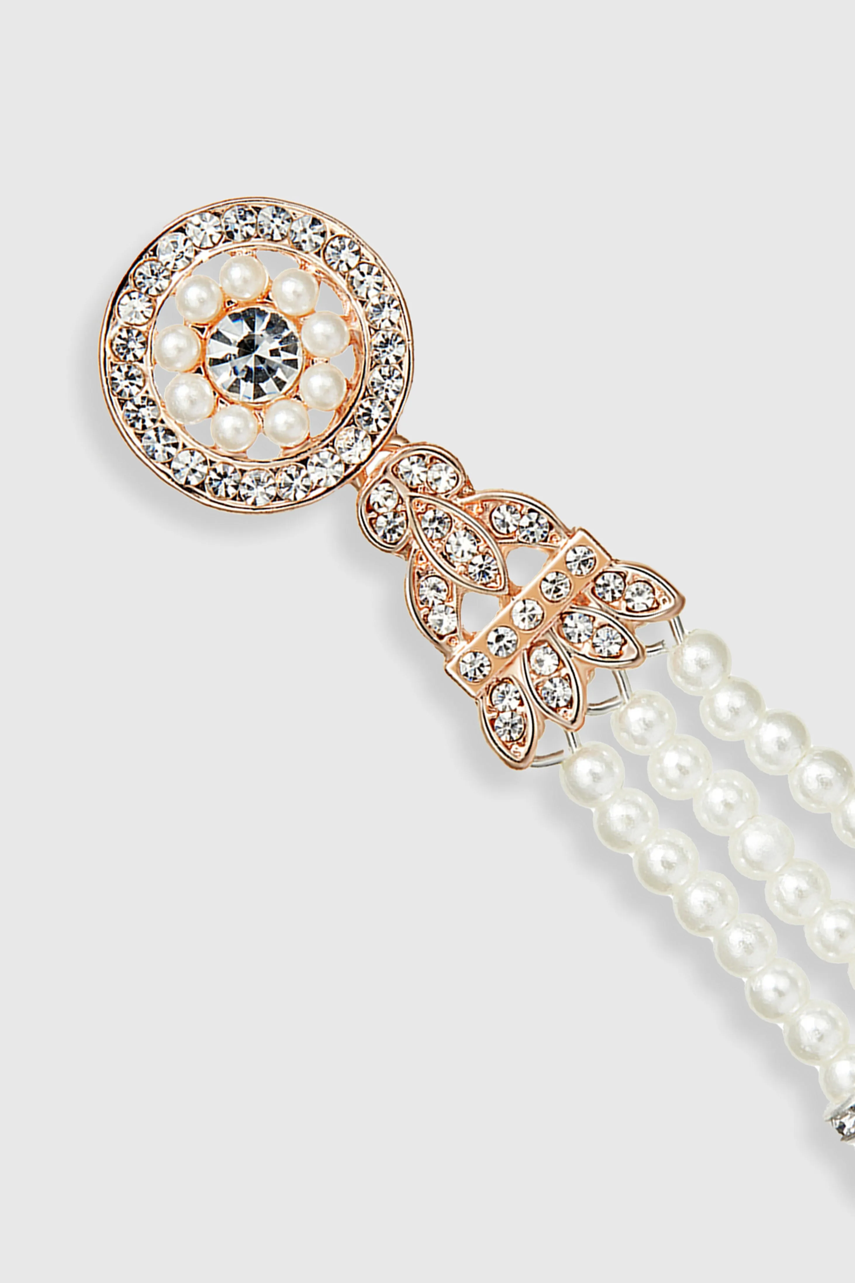 Classic Zircon Studded Pearl Earrings sold by BABEYOND product image thumbnail 2