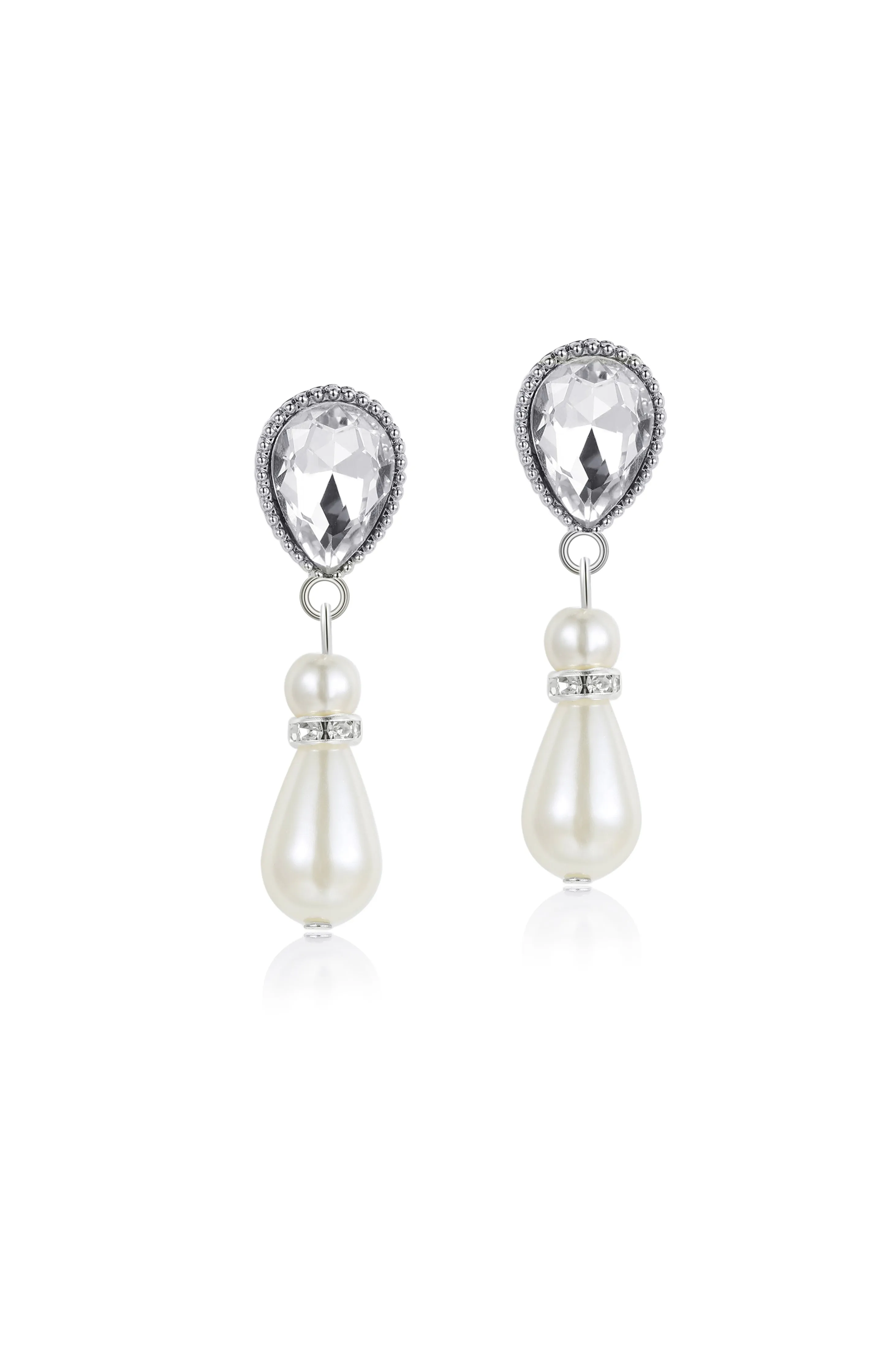 Shiny Layered Pearl Rhinestone Necklace Set sold by BABEYOND product image thumbnail 5